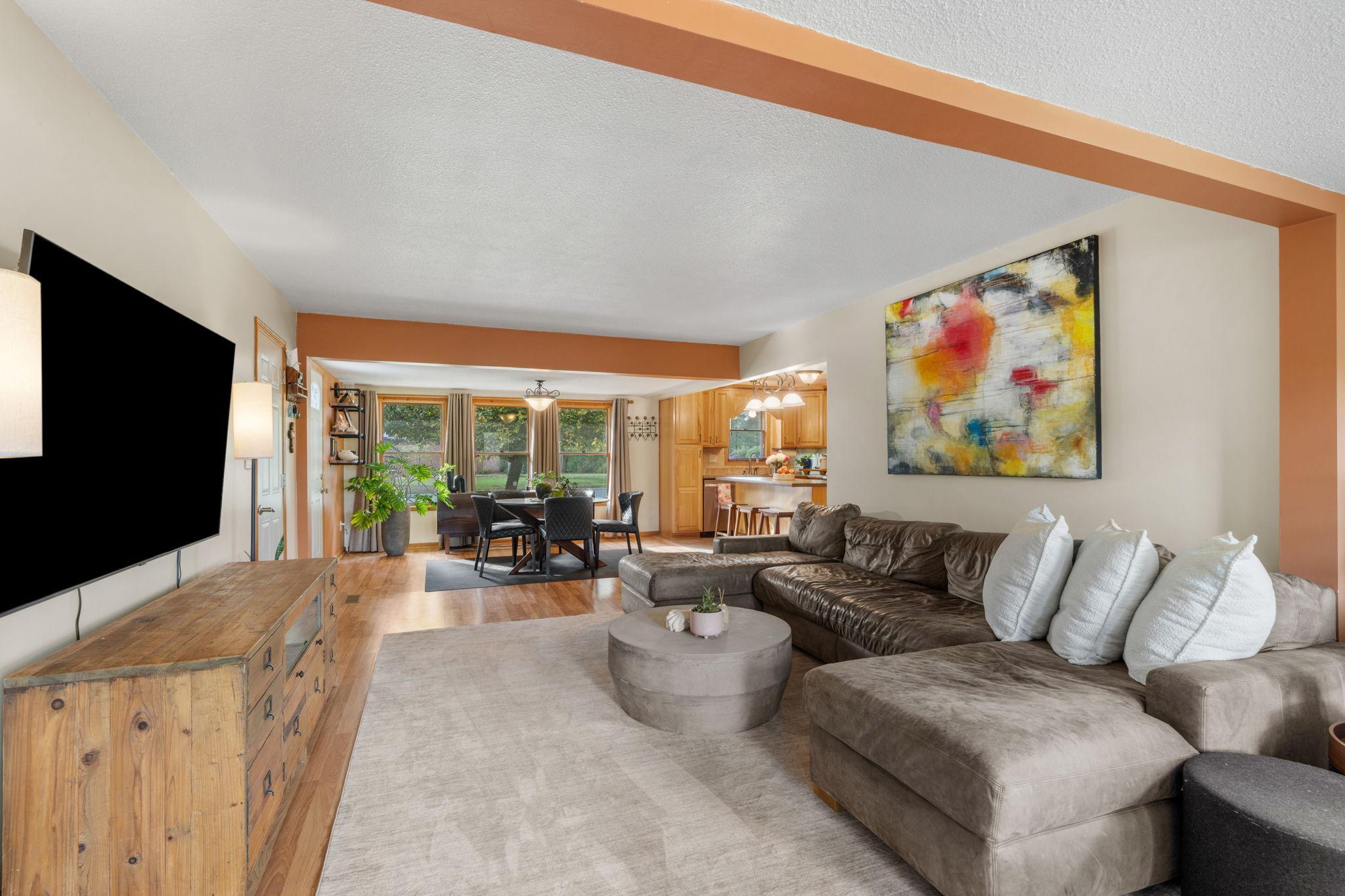 View of Residential at 9101 Russell Avenue, Bloomington MN 55431, Bloomington (12 of 39) - Mike Wilen | Minnesota Team Real Estate