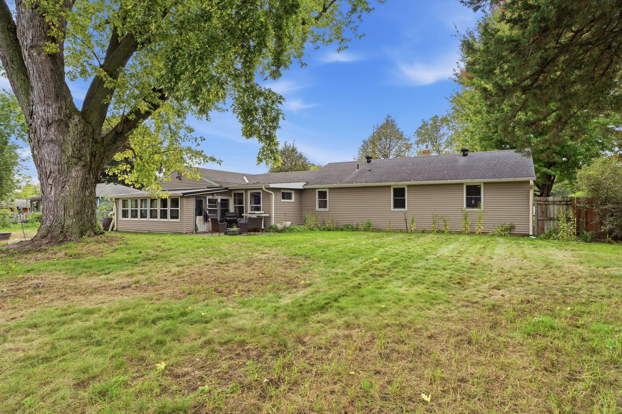 View of Residential at 9101 Russell Avenue, Bloomington MN 55431, Bloomington (5 of 39) - Mike Wilen | Minnesota Team Real Estate