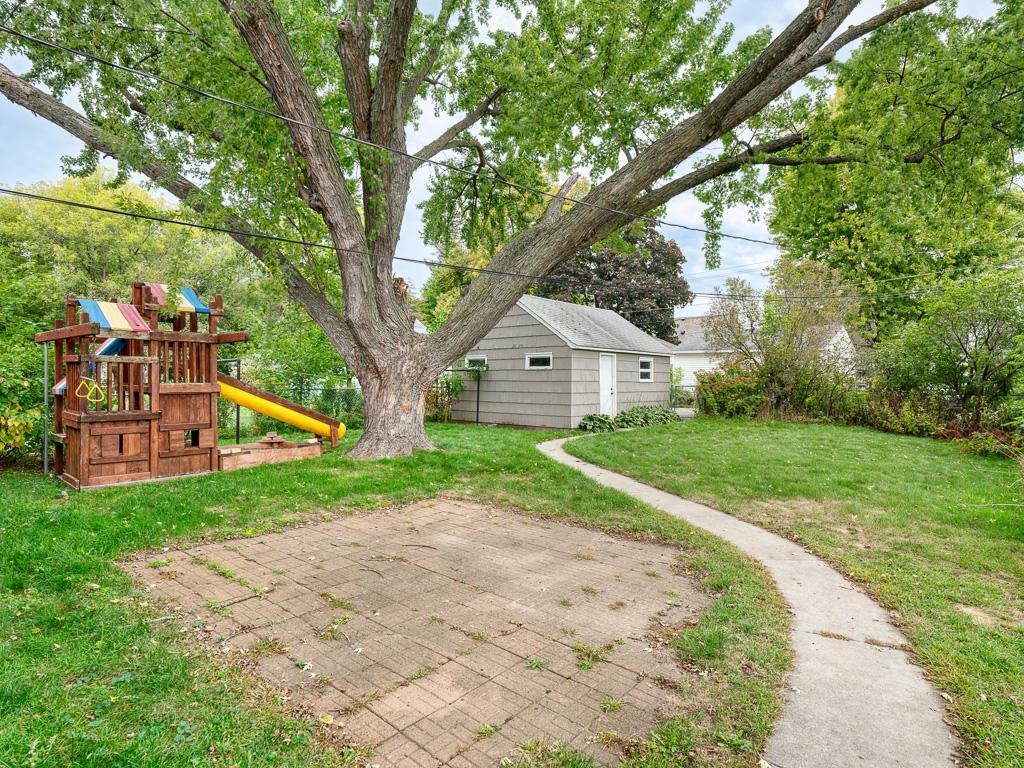 View of Residential at 961 California Avenue, Saint Paul MN 55117, Saint Paul (16 of 18) - Mike Wilen | Minnesota Team Real Estate
