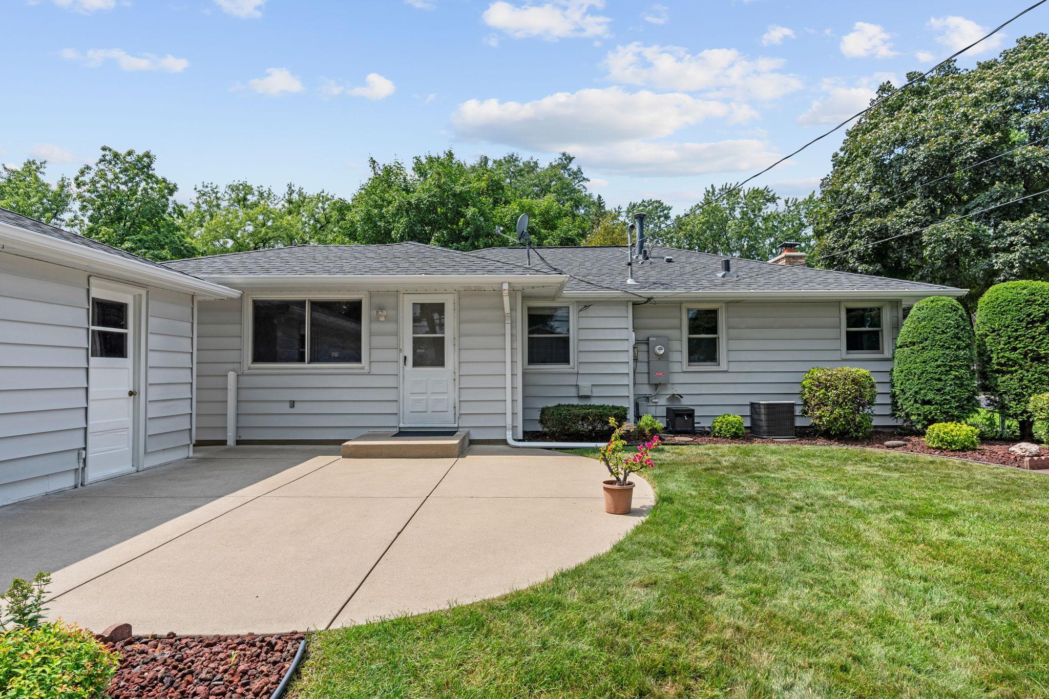 View of Residential at 7027 13th Avenue, Richfield MN 55423, Richfield (44 of 49) - Mike Wilen | Minnesota Team Real Estate