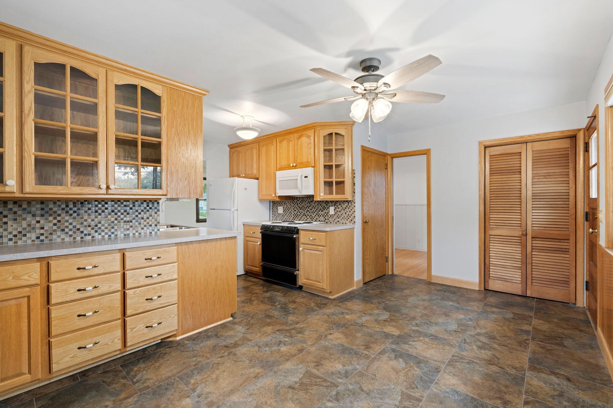 View of Residential at 7027 13th Avenue, Richfield MN 55423, Richfield (11 of 49) - Mike Wilen | Minnesota Team Real Estate