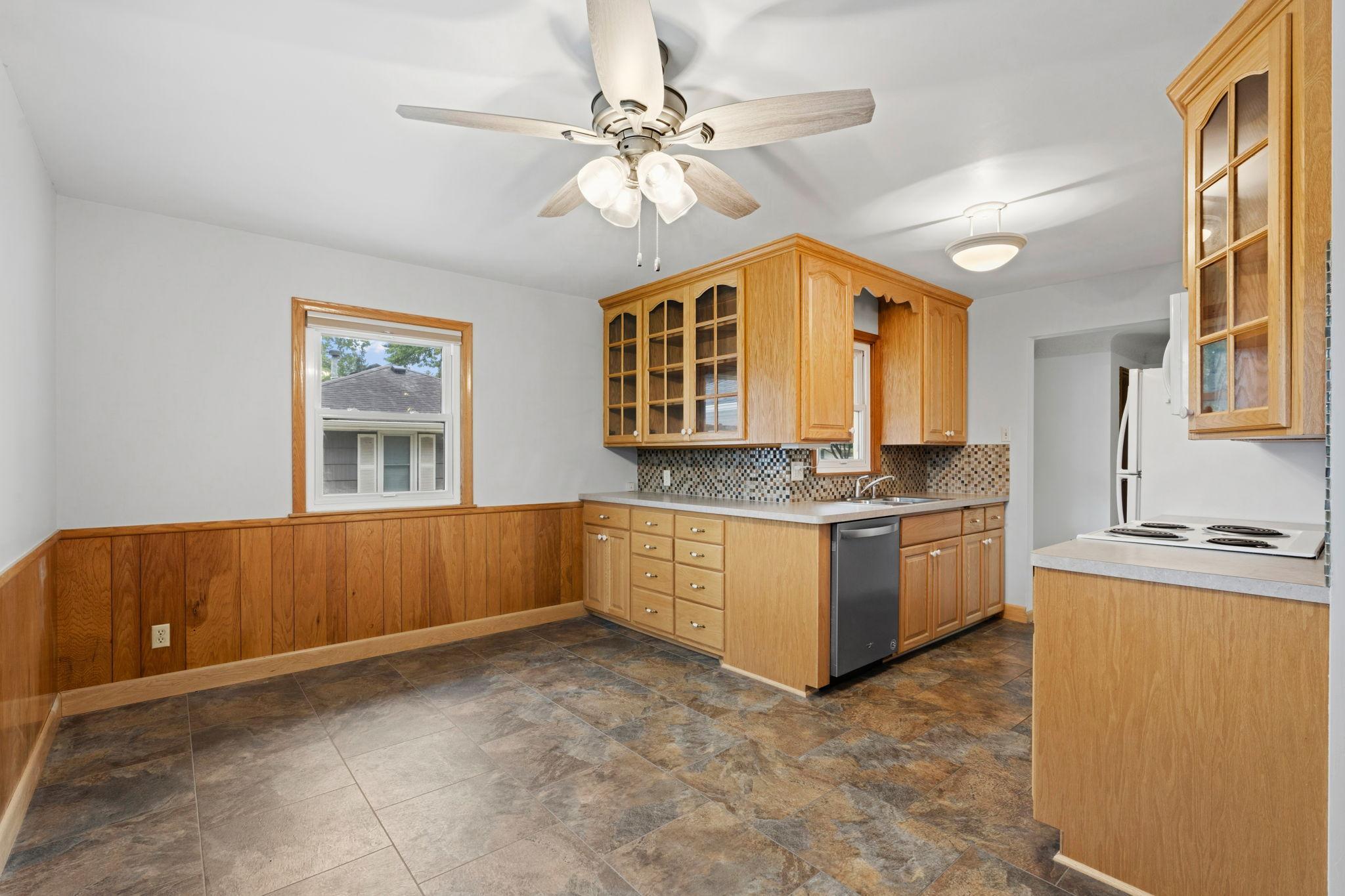 View of Residential at 7027 13th Avenue, Richfield MN 55423, Richfield (9 of 49) - Mike Wilen | Minnesota Team Real Estate