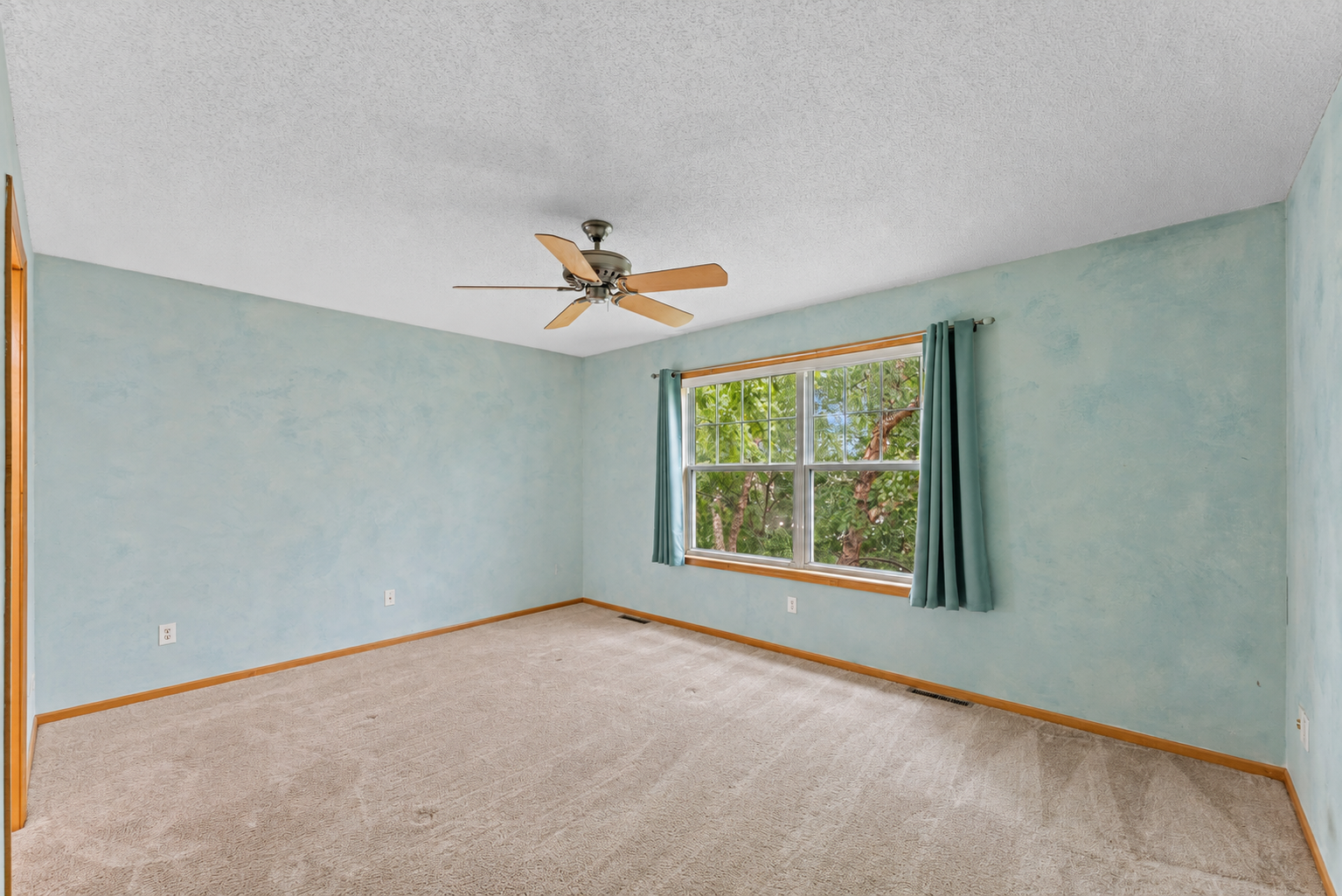 View of Residential at 11841 86th Avenue, Maple Grove MN 55369, Maple Grove (13 of 22) - Mike Wilen | Minnesota Team Real Estate