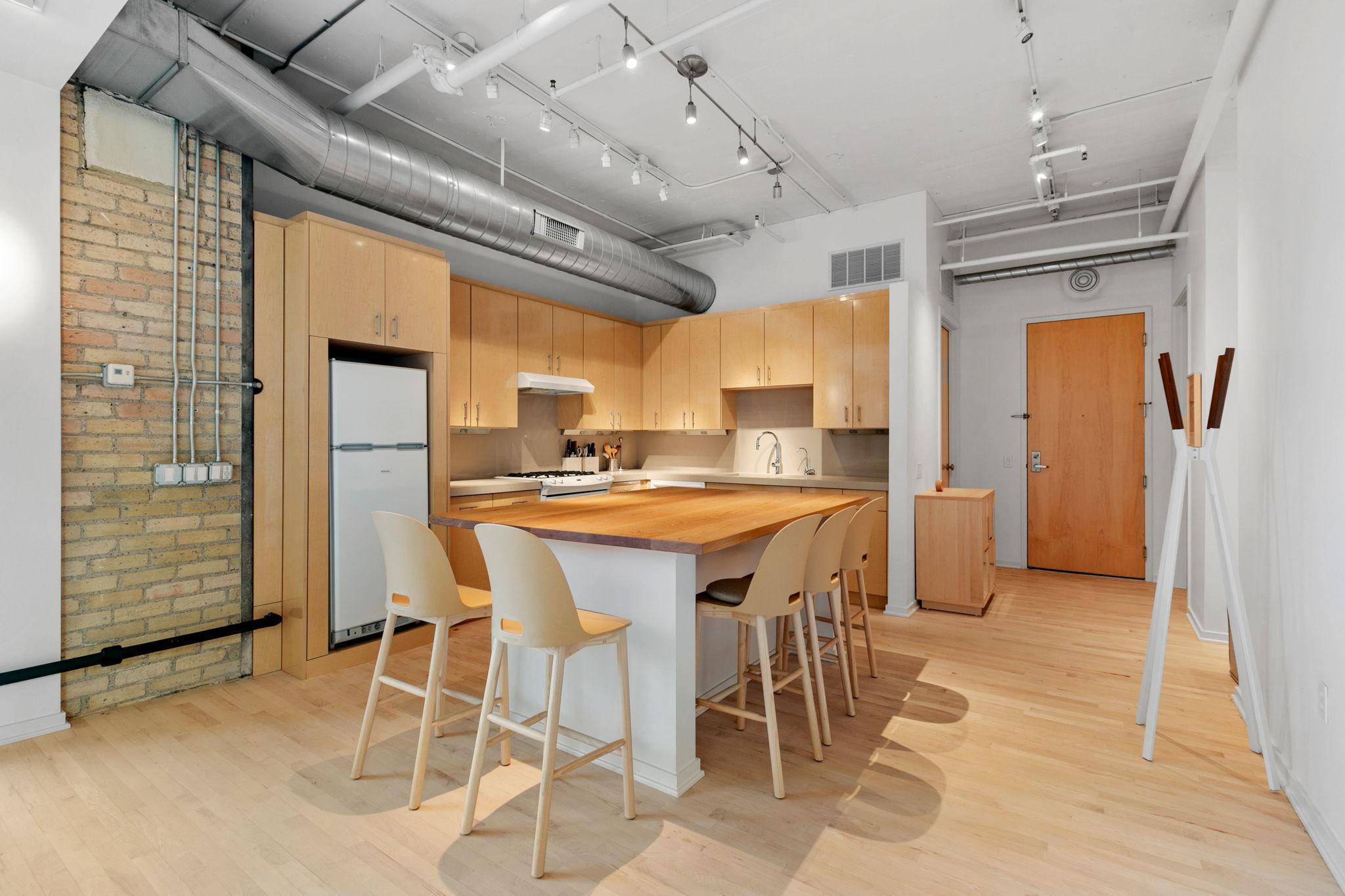 View of Residential at 290 Market Street #314, Minneapolis MN 55405, Minneapolis (4 of 40) - Mike Wilen | Minnesota Team Real Estate