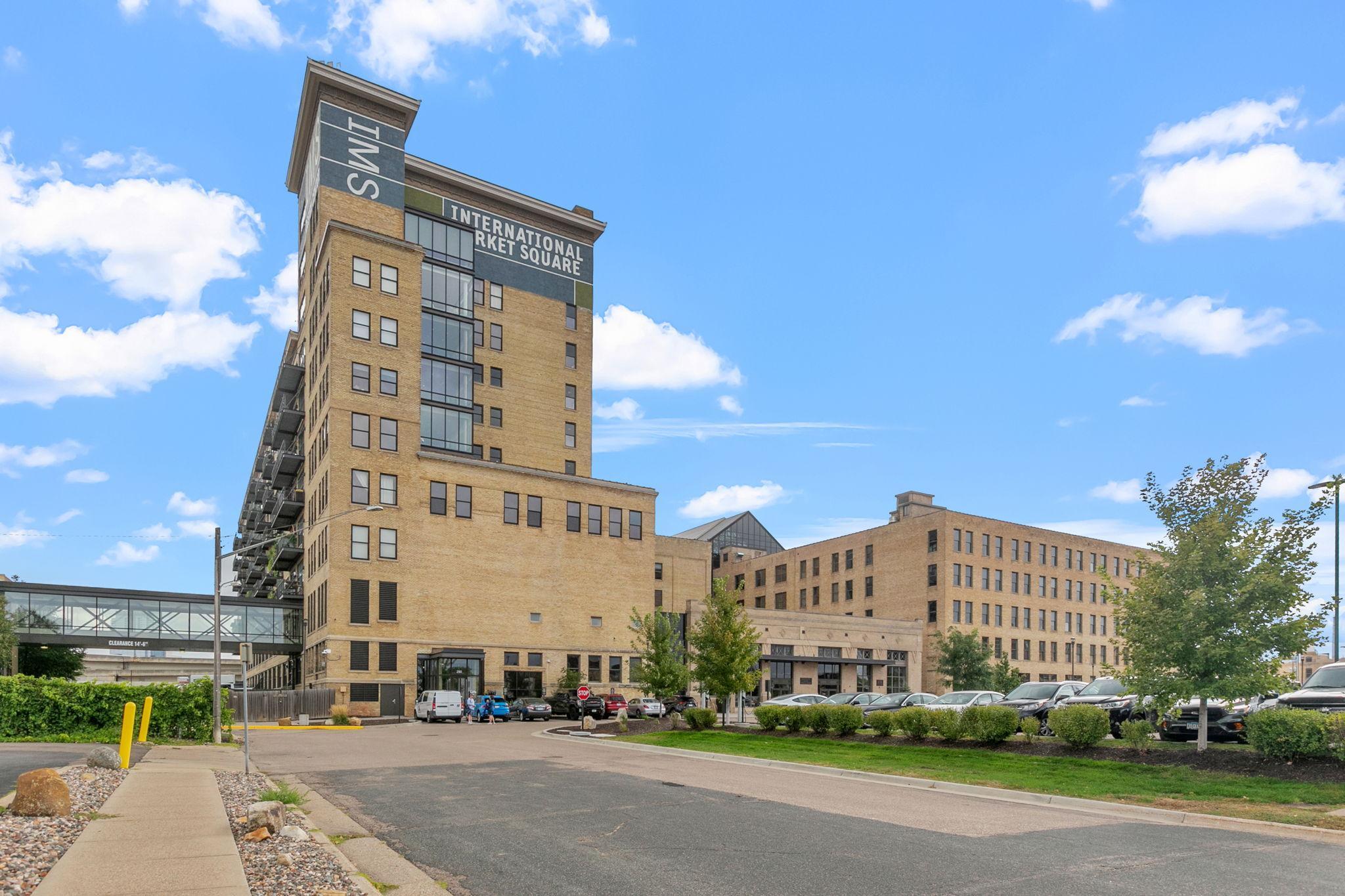 View of Residential at 290 Market Street #314, Minneapolis MN 55405, Minneapolis (37 of 40) - Mike Wilen | Minnesota Team Real Estate