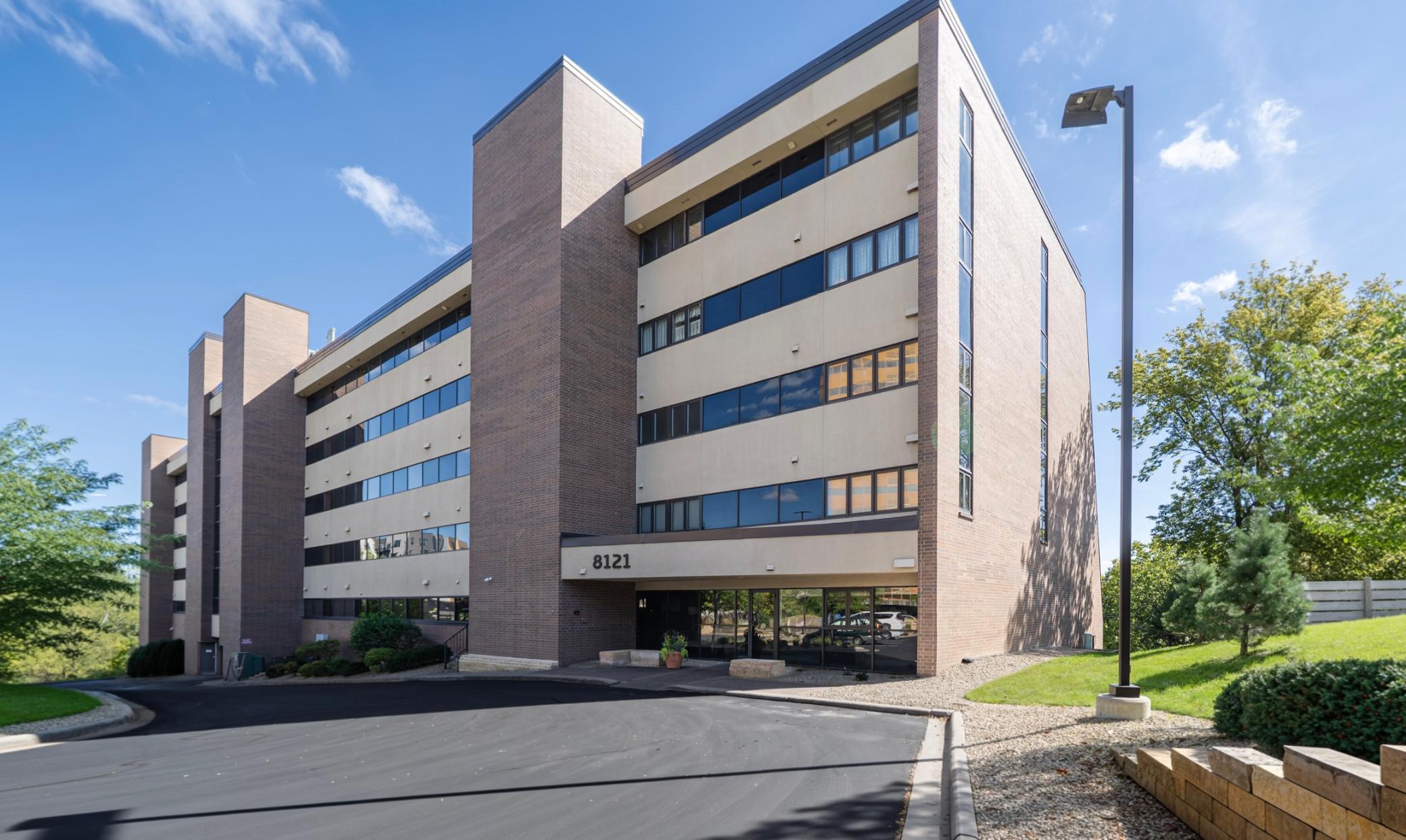 View of Residential at 8121 34th Avenue #308, Bloomington MN 55425, Bloomington (36 of 38) - Mike Wilen | Minnesota Team Real Estate