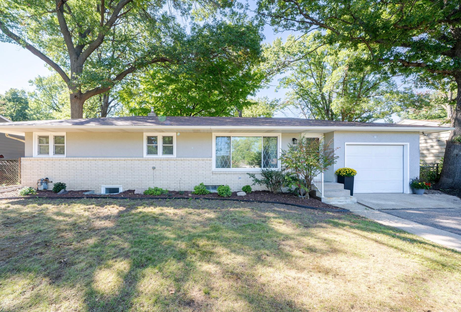 View of Single Family at 2837 Matilda Street, Roseville - Mike Wilen | Minnesota Team Real Estate