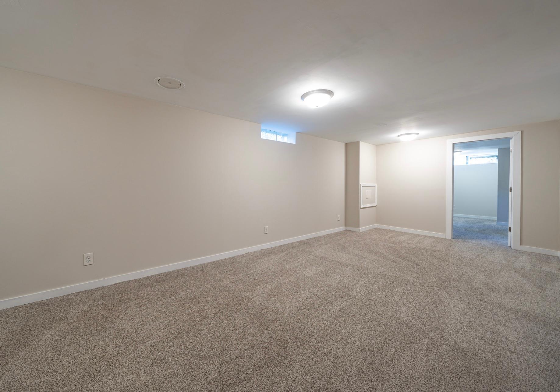 View of Residential at 2837 Matilda Street, Roseville MN 55113, Roseville (21 of 37) - Mike Wilen | Minnesota Team Real Estate