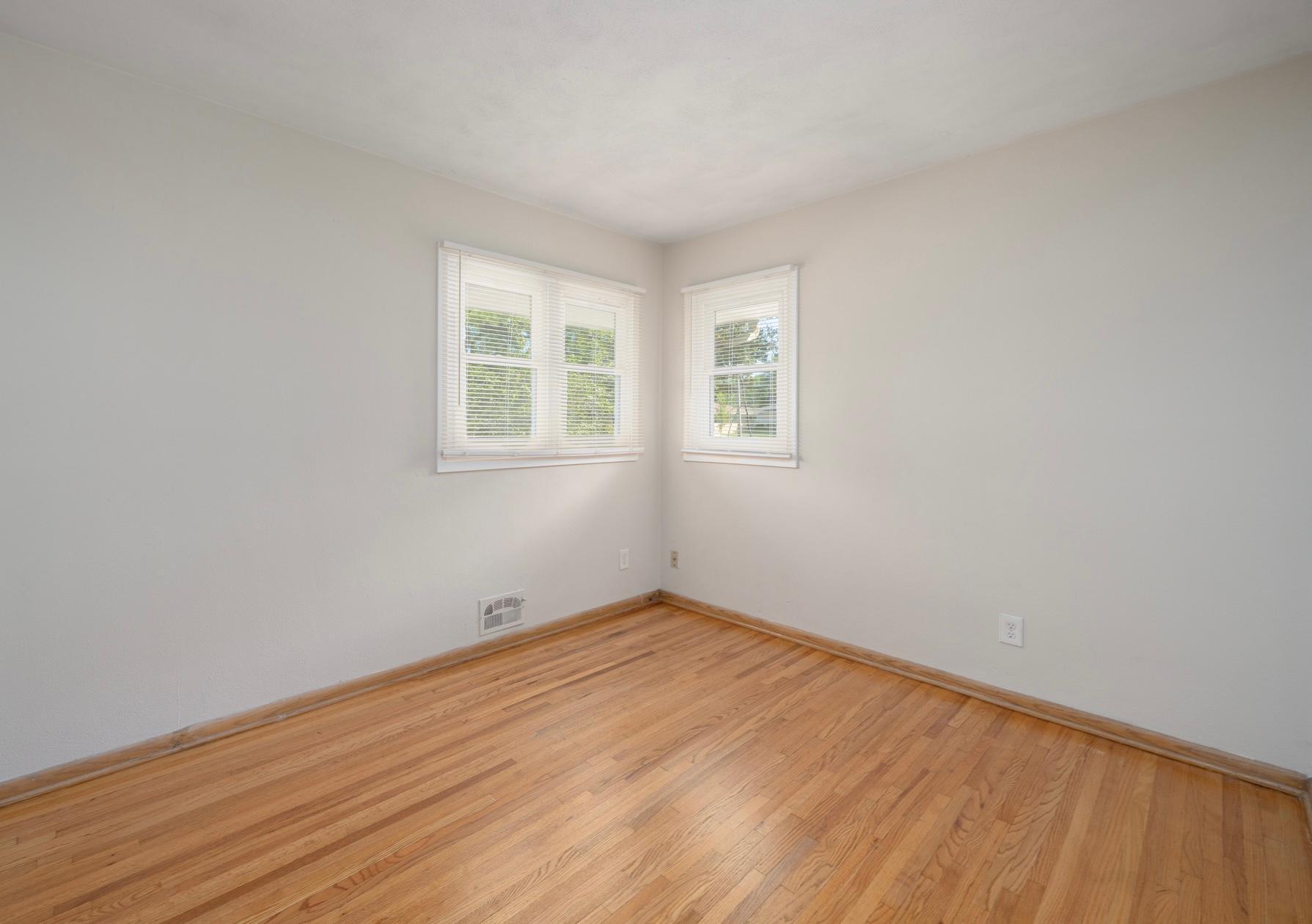 View of Residential at 2837 Matilda Street, Roseville MN 55113, Roseville (17 of 37) - Mike Wilen | Minnesota Team Real Estate
