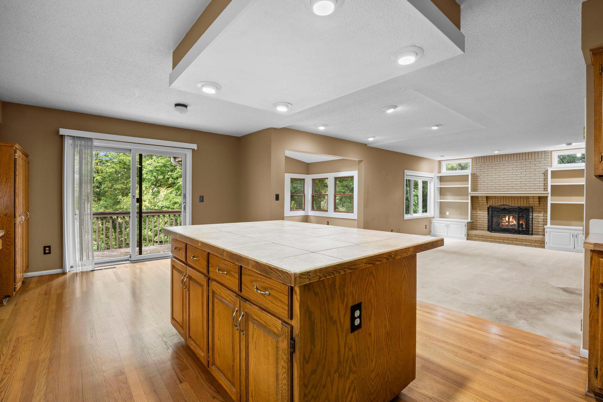 View of Residential at 15588 Canyon Ridge, Eden Prairie MN 55347, Eden Prairie (9 of 60) - Mike Wilen | Minnesota Team Real Estate