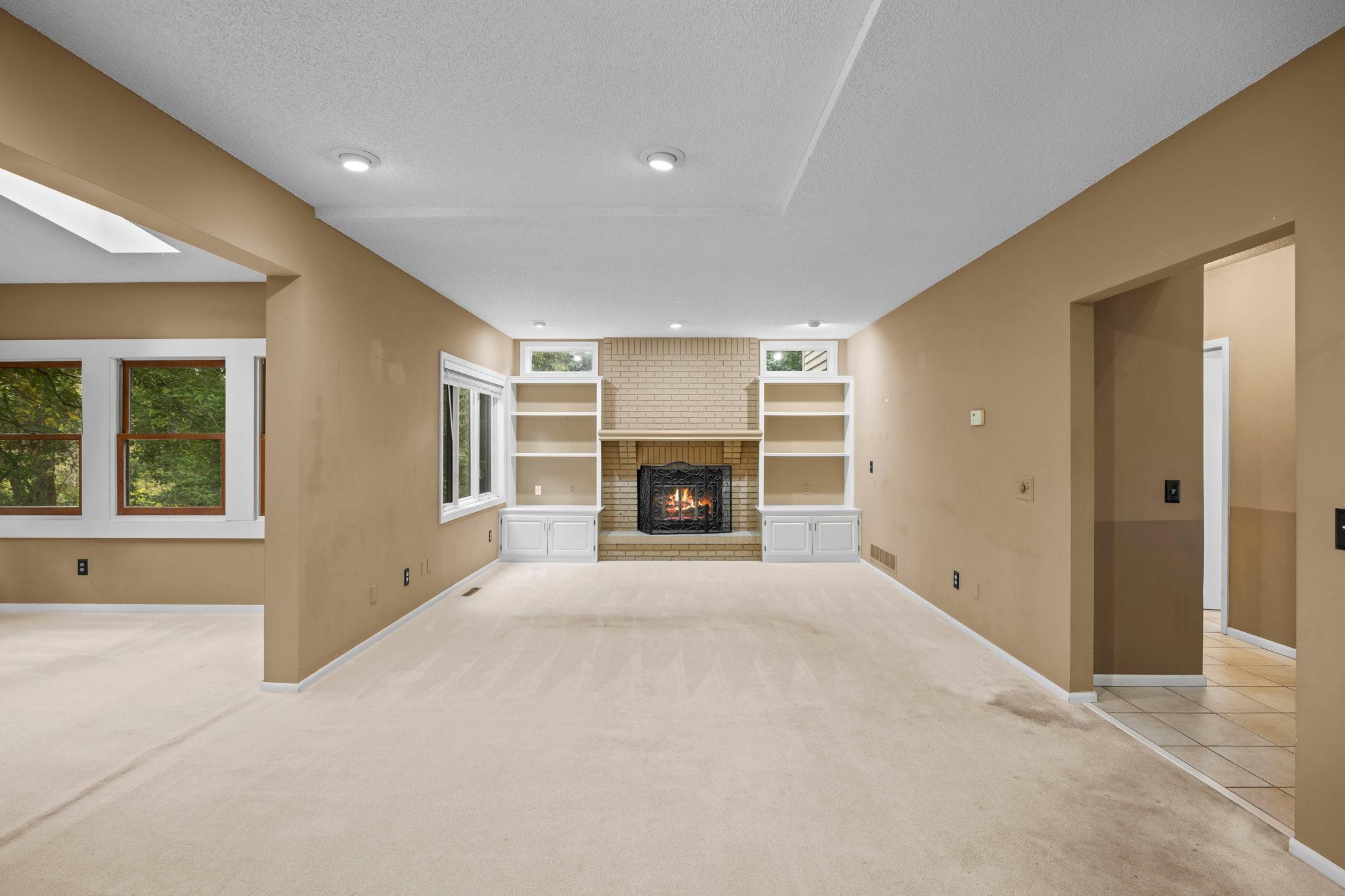 View of Residential at 15588 Canyon Ridge, Eden Prairie MN 55347, Eden Prairie (4 of 60) - Mike Wilen | Minnesota Team Real Estate