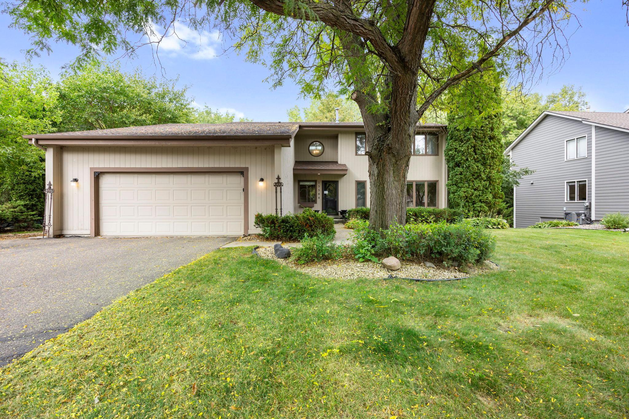 View of Single Family at 15588 Canyon Ridge, Eden Prairie - Mike Wilen | Minnesota Team Real Estate