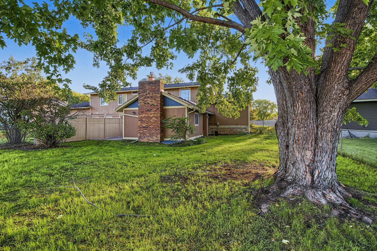 View of Residential Income at 1381 Easter Lane, Eagan MN 55123, Eagan (53 of 58) - Mike Wilen | Minnesota Team Real Estate