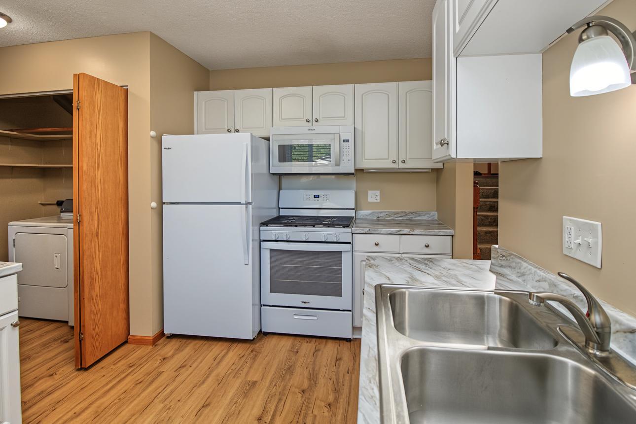 View of Residential Income at 1381 Easter Lane, Eagan MN 55123, Eagan (41 of 58) - Mike Wilen | Minnesota Team Real Estate
