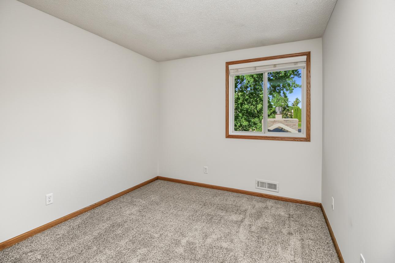 View of Residential Income at 1381 Easter Lane, Eagan MN 55123, Eagan (25 of 58) - Mike Wilen | Minnesota Team Real Estate