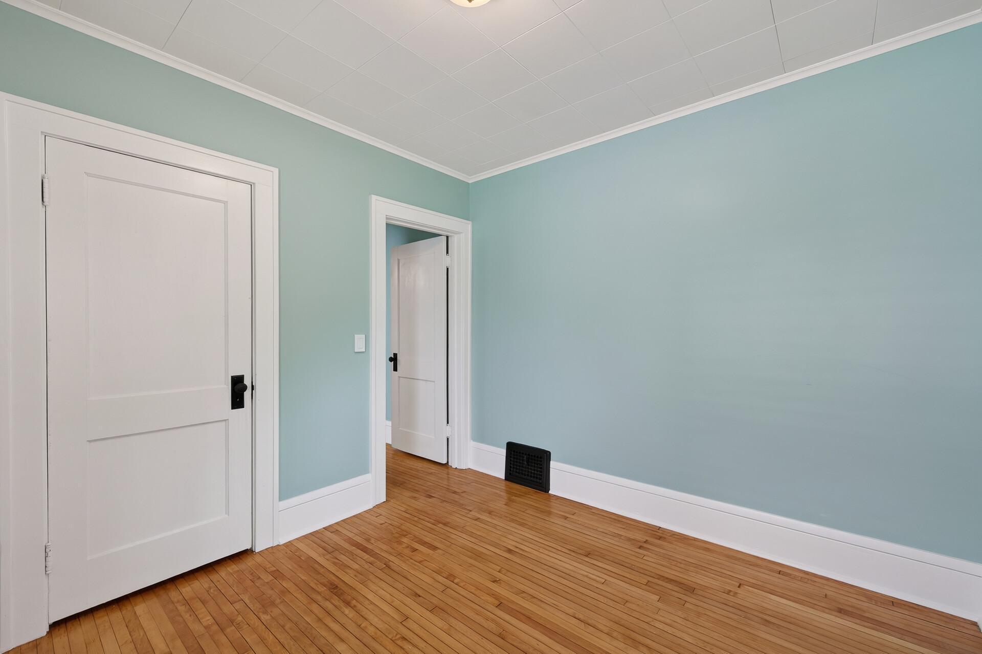 View of Residential at 3734 Newton Avenue, Minneapolis MN 55412, Minneapolis (15 of 20) - Mike Wilen | Minnesota Team Real Estate