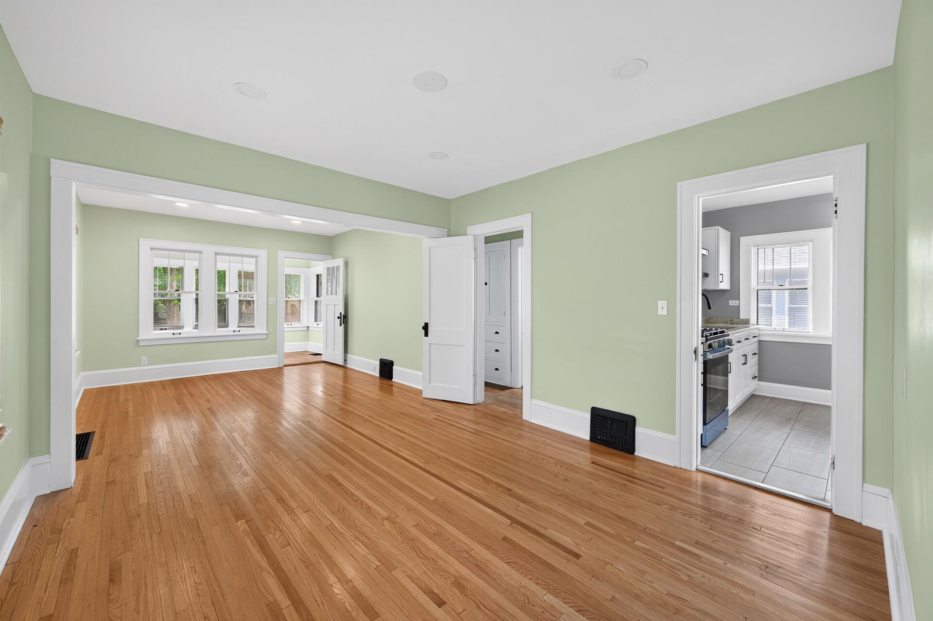 View of Residential at 3734 Newton Avenue, Minneapolis MN 55412, Minneapolis (7 of 20) - Mike Wilen | Minnesota Team Real Estate