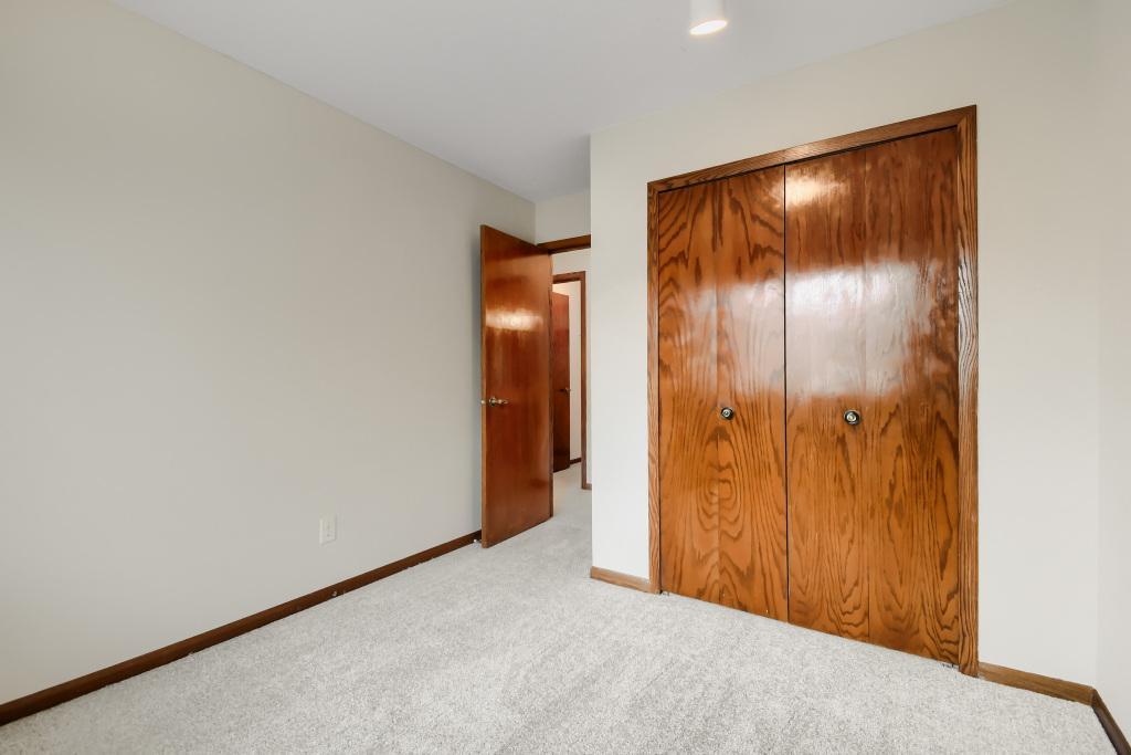 View of Residential at 5409 Pompano Drive, Minnetonka MN 55343, Minnetonka (19 of 26) - Mike Wilen | Minnesota Team Real Estate