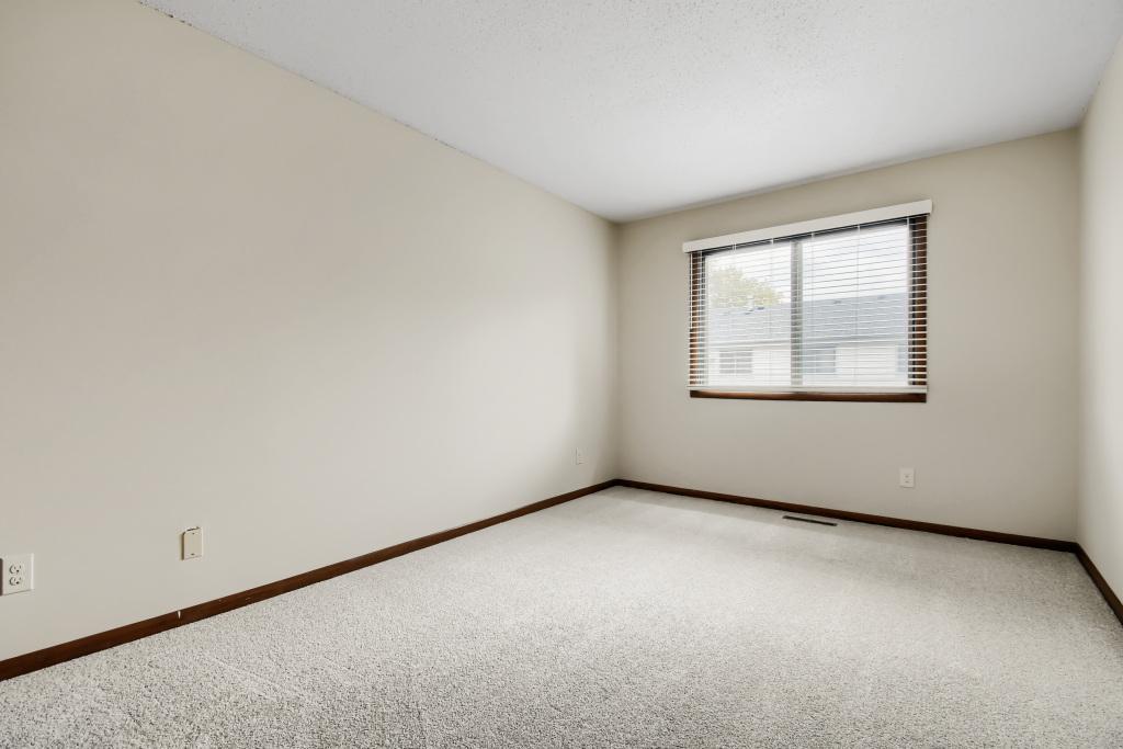 View of Residential at 5409 Pompano Drive, Minnetonka MN 55343, Minnetonka (18 of 26) - Mike Wilen | Minnesota Team Real Estate