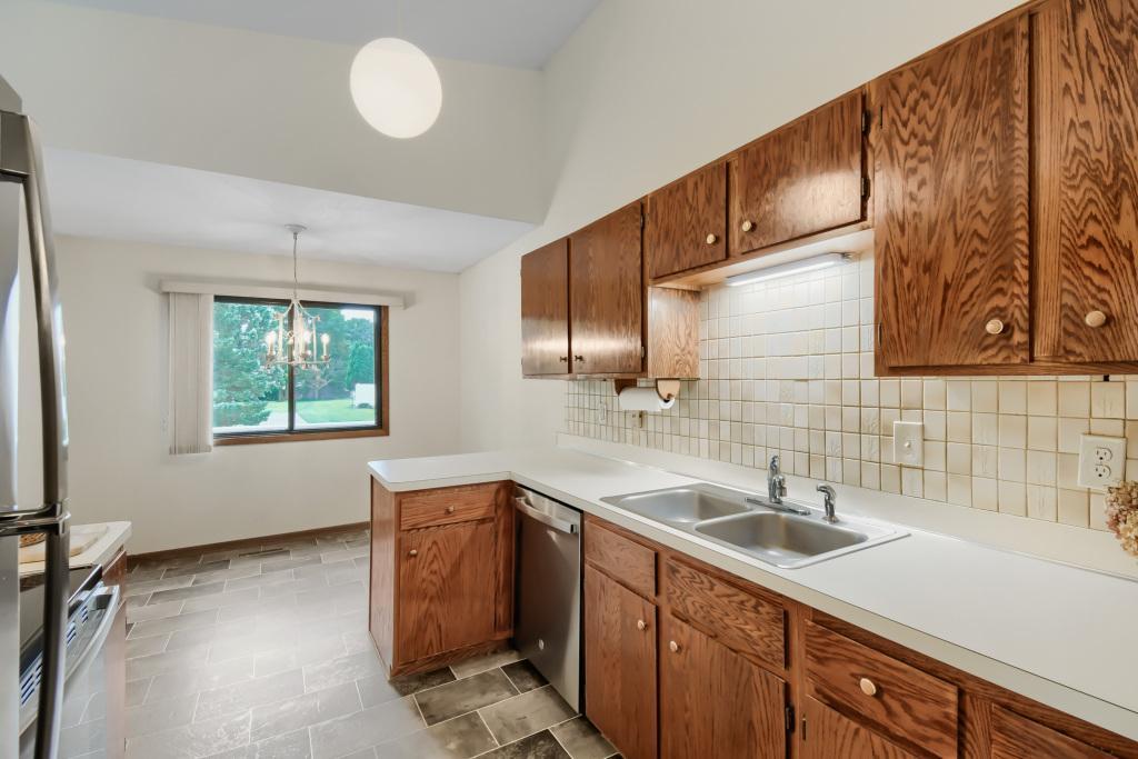 View of Residential at 5409 Pompano Drive, Minnetonka MN 55343, Minnetonka (13 of 26) - Mike Wilen | Minnesota Team Real Estate