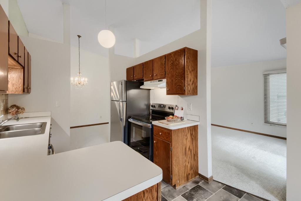 View of Residential at 5409 Pompano Drive, Minnetonka MN 55343, Minnetonka (11 of 26) - Mike Wilen | Minnesota Team Real Estate