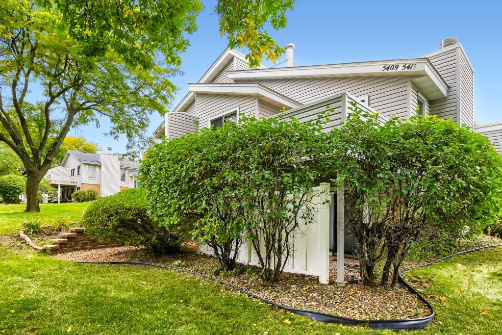View of Residential at 5409 Pompano Drive, Minnetonka MN 55343, Minnetonka (3 of 26) - Mike Wilen | Minnesota Team Real Estate