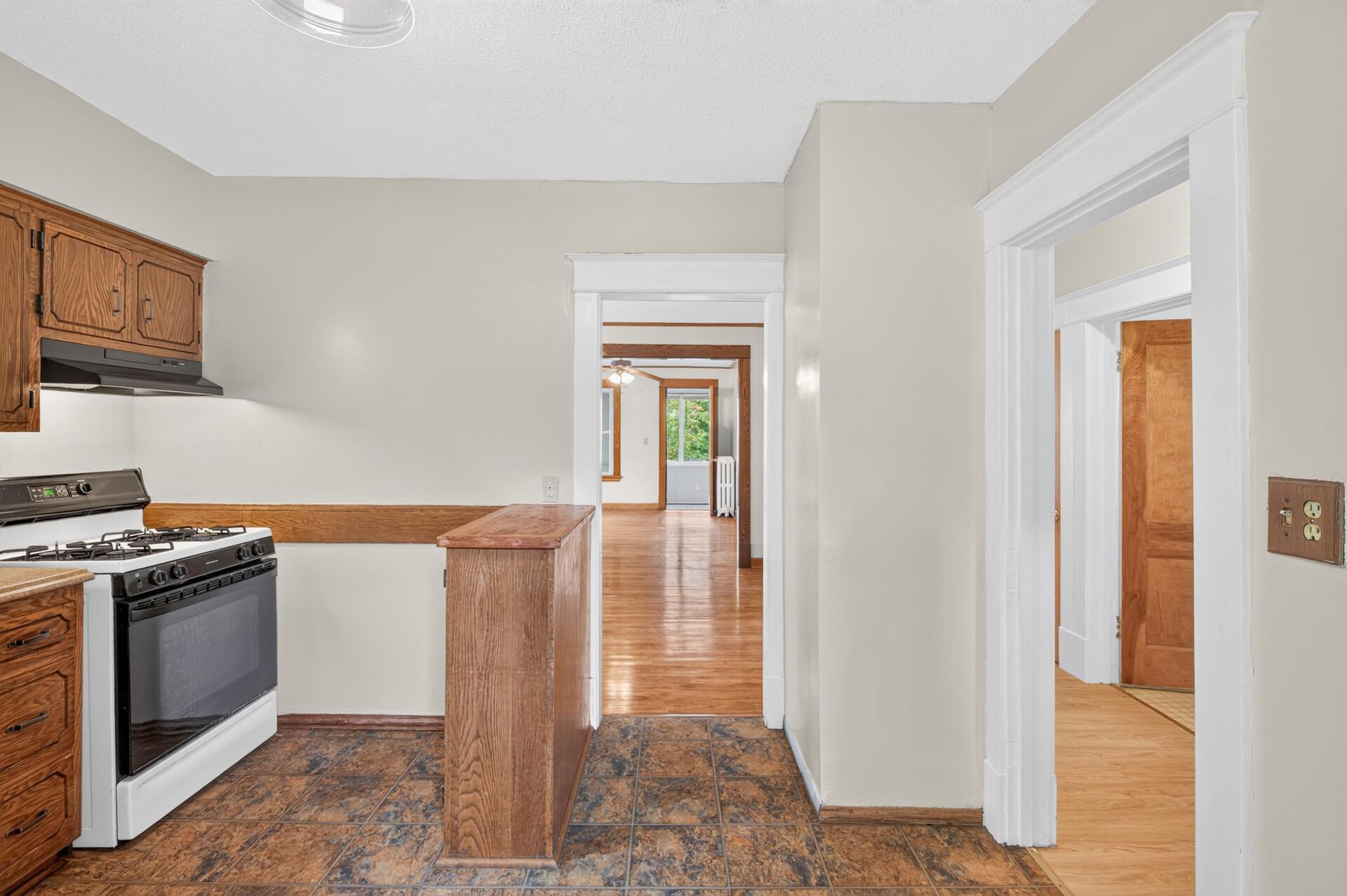 View of Residential Income at 2545 Fillmore Street, Minneapolis MN 55418, Minneapolis (29 of 51) - Mike Wilen | Minnesota Team Real Estate
