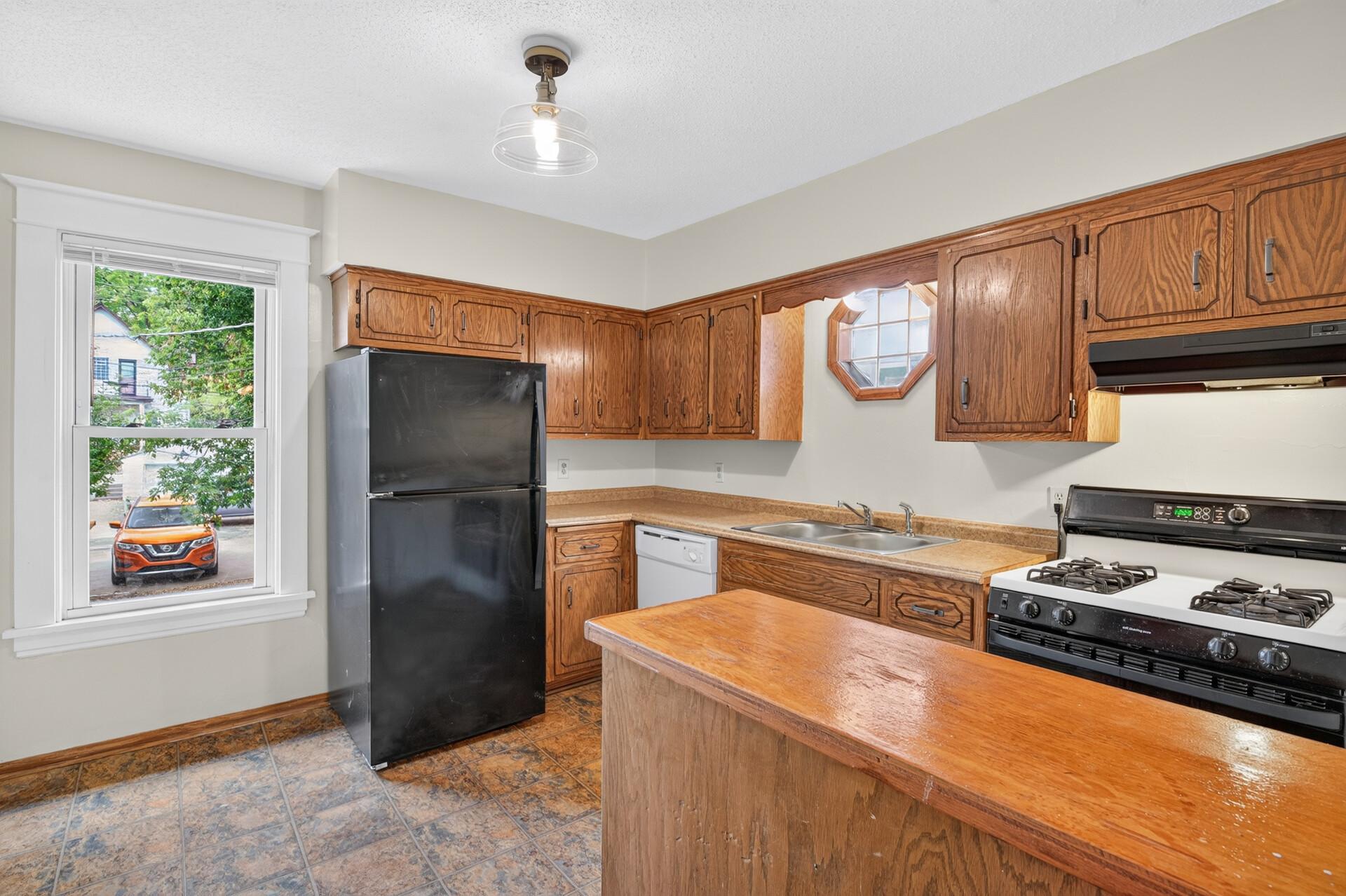 View of Residential Income at 2545 Fillmore Street, Minneapolis MN 55418, Minneapolis (26 of 51) - Mike Wilen | Minnesota Team Real Estate
