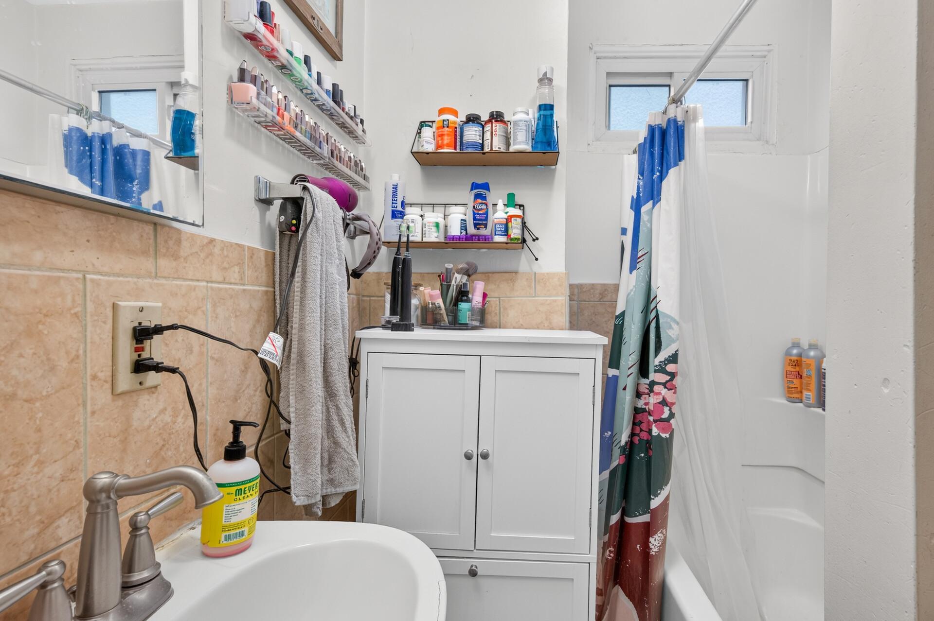 View of Residential Income at 2545 Fillmore Street, Minneapolis MN 55418, Minneapolis (18 of 51) - Mike Wilen | Minnesota Team Real Estate