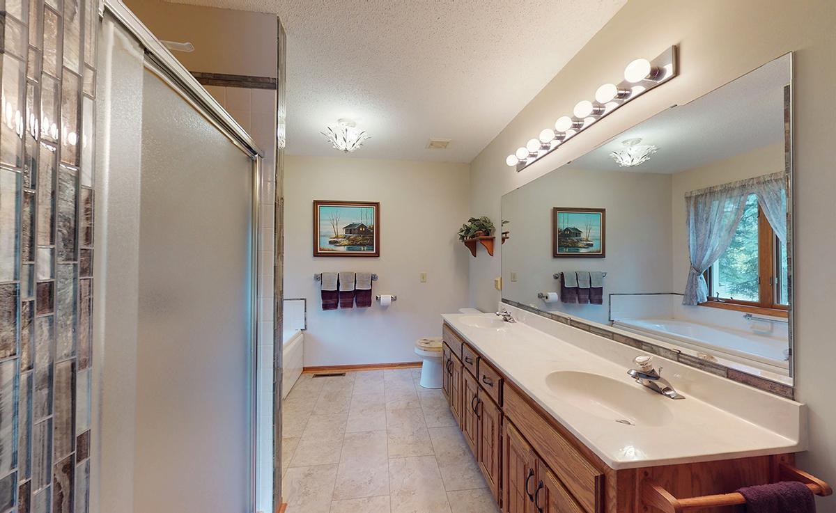 View of Residential at 1009 River Terrace Drive, Bloomington MN 55431, Bloomington (37 of 60) - Mike Wilen | Minnesota Team Real Estate