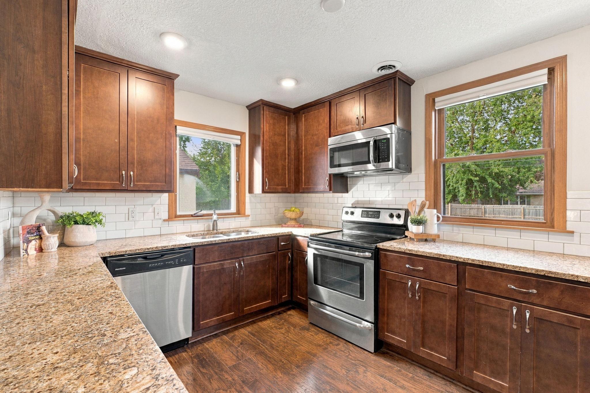 View of Residential at 10112 Stevens Avenue, Bloomington MN 55420, Bloomington (4 of 32) - Mike Wilen | Minnesota Team Real Estate