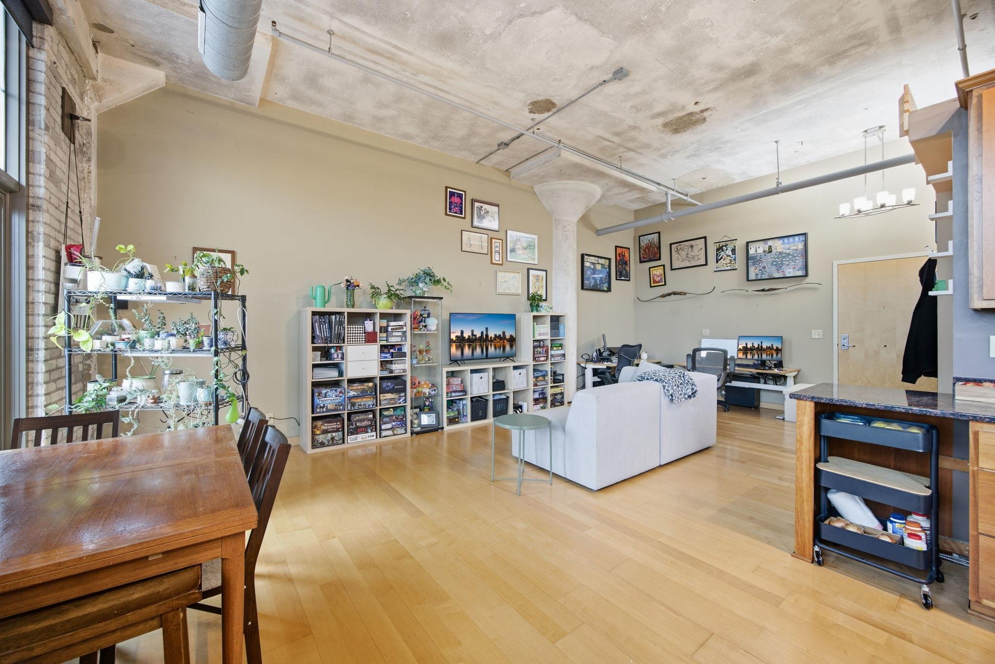 View of Residential at 1901 Hennepin Avenue #303, Minneapolis MN 55413, Minneapolis (2 of 23) - Mike Wilen | Minnesota Team Real Estate