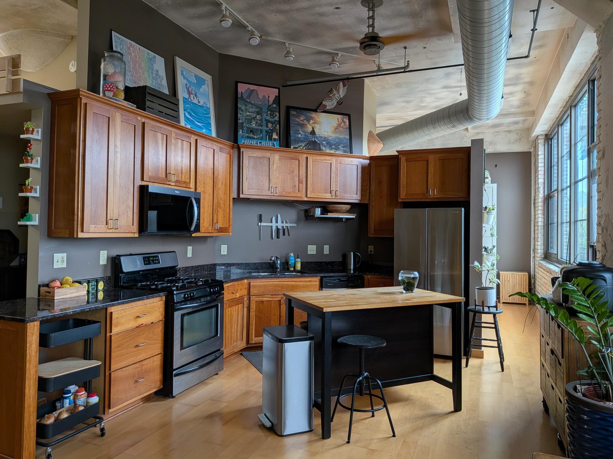 View of Residential at 1901 Hennepin Avenue #303, Minneapolis MN 55413, Minneapolis (6 of 23) - Mike Wilen | Minnesota Team Real Estate