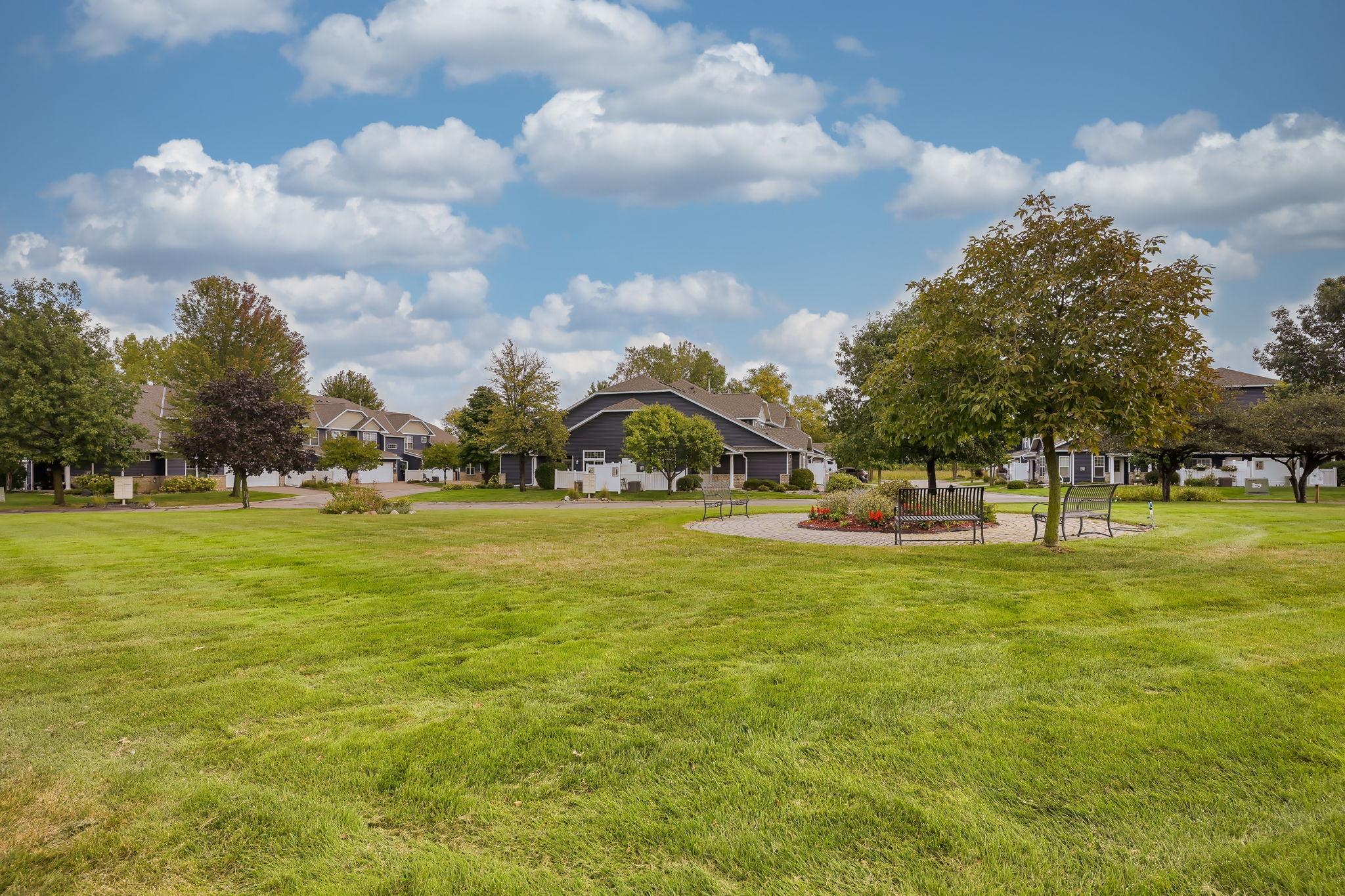 View of Residential at 450 Hickory Lane, Oakdale MN 55128, Oakdale (21 of 21) - Mike Wilen | Minnesota Team Real Estate