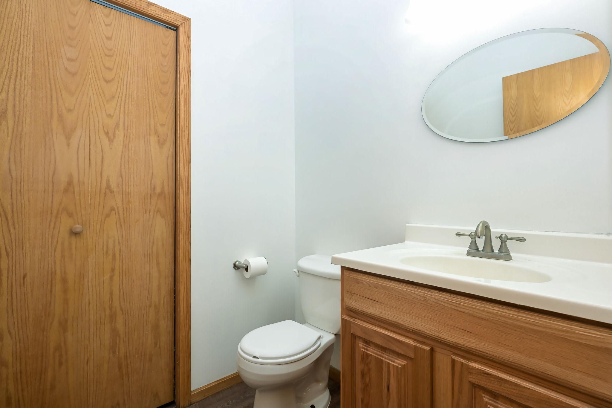 View of Residential at 450 Hickory Lane, Oakdale MN 55128, Oakdale (12 of 21) - Mike Wilen | Minnesota Team Real Estate
