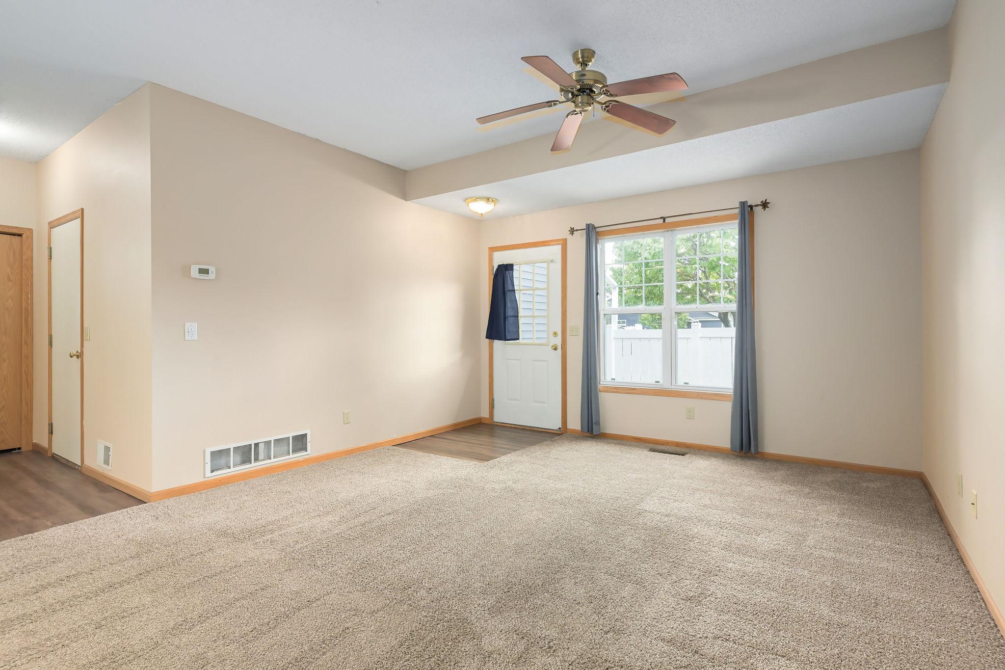 View of Residential at 450 Hickory Lane, Oakdale MN 55128, Oakdale (4 of 21) - Mike Wilen | Minnesota Team Real Estate