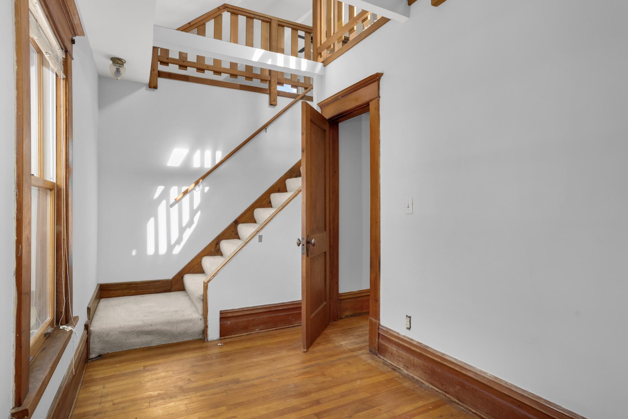 View of Residential at 207 34th Street, Minneapolis MN 55408, Minneapolis (29 of 56) - Mike Wilen | Minnesota Team Real Estate