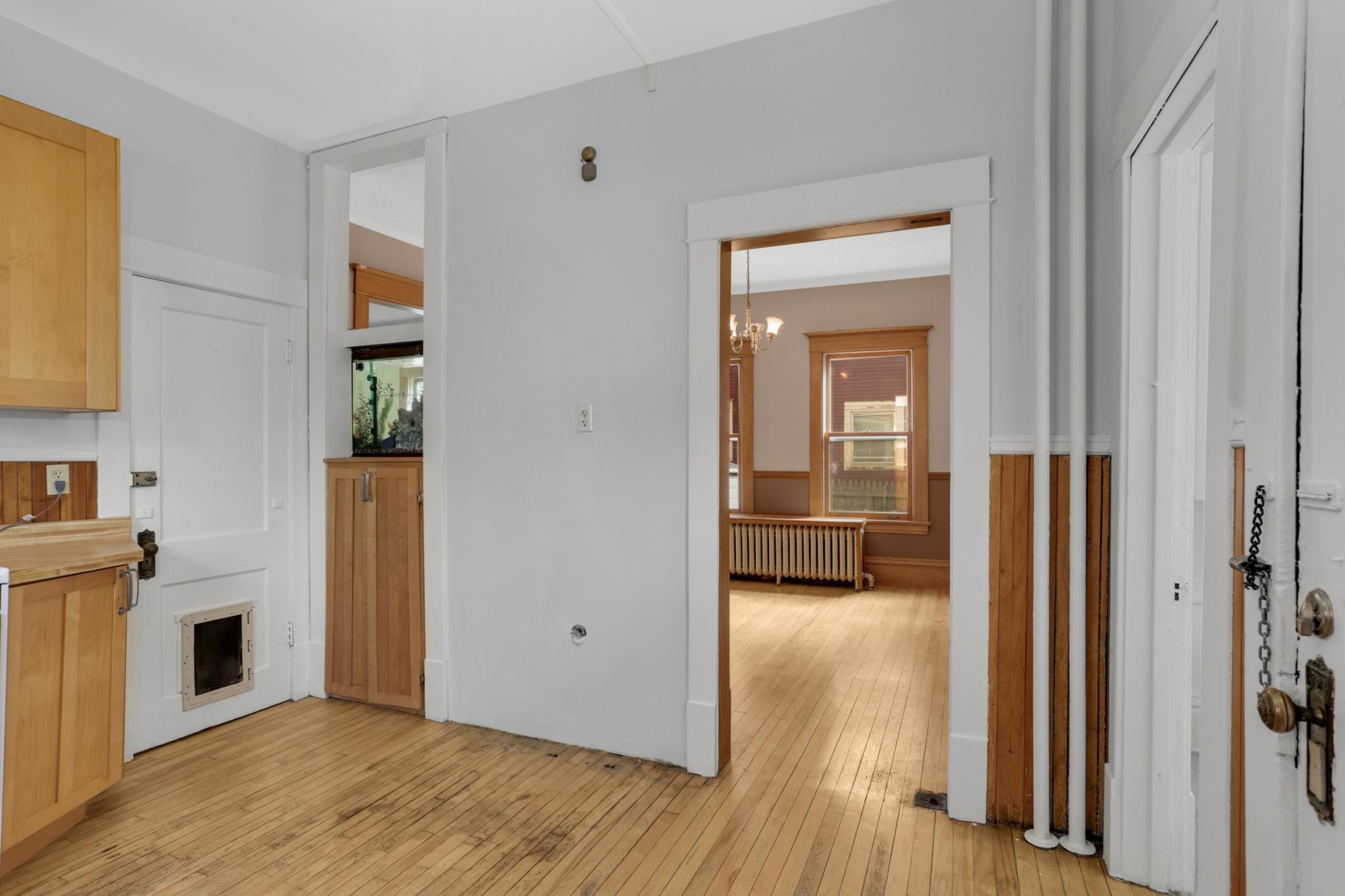 View of Residential at 207 34th Street, Minneapolis MN 55408, Minneapolis (19 of 56) - Mike Wilen | Minnesota Team Real Estate