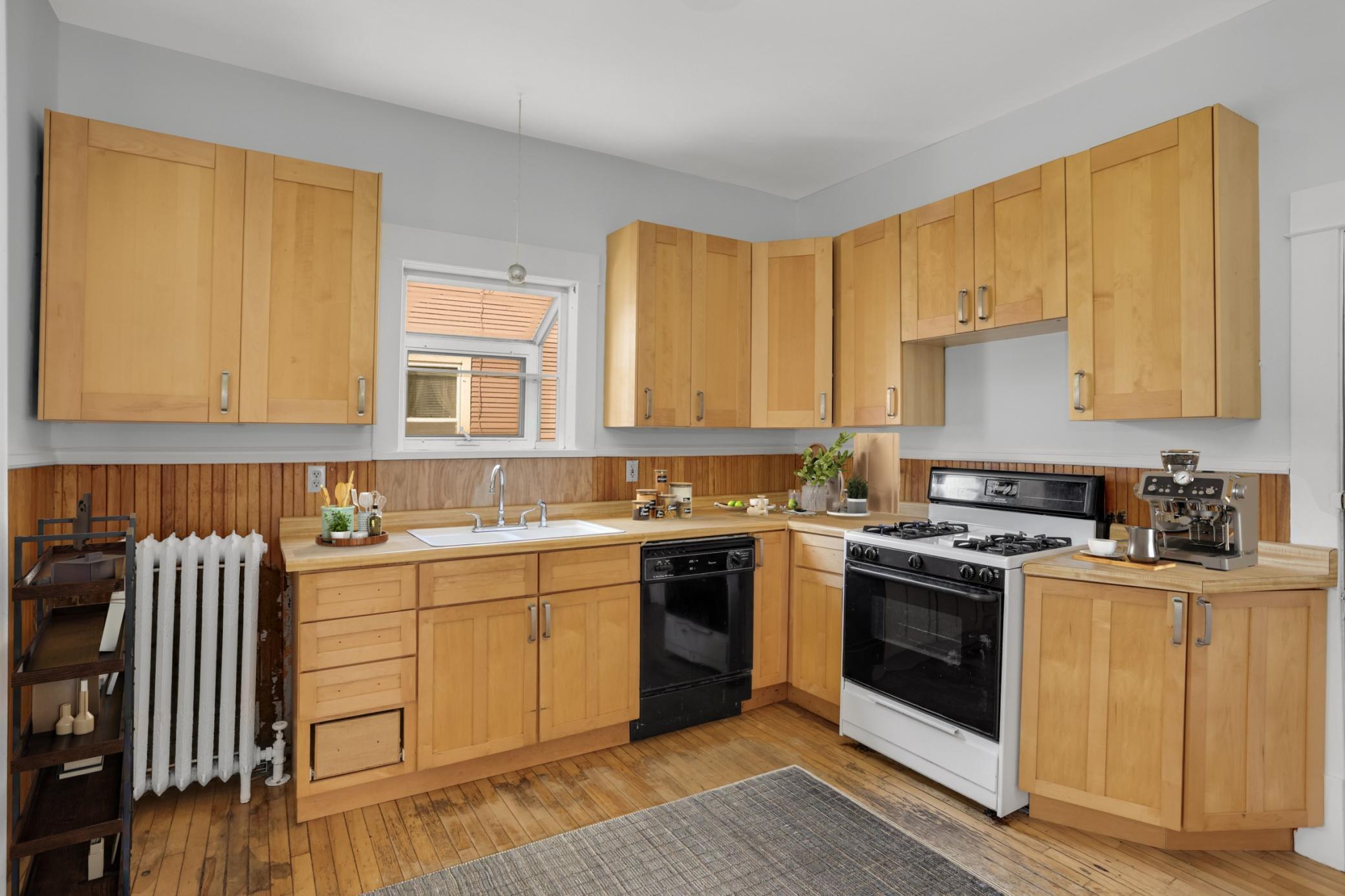 View of Residential at 207 34th Street, Minneapolis MN 55408, Minneapolis (16 of 56) - Mike Wilen | Minnesota Team Real Estate
