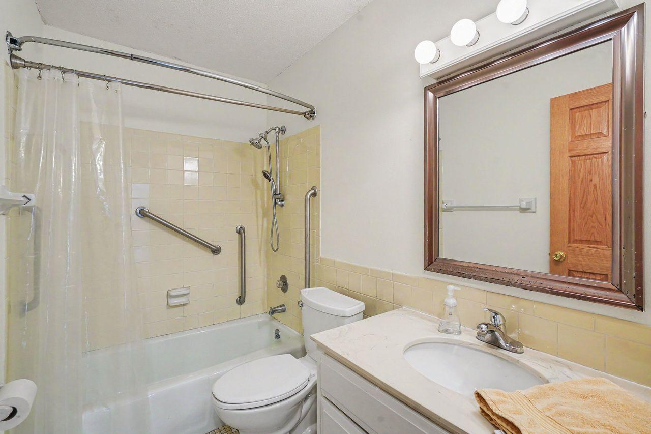 View of Residential at 205 Barry Avenue #207, Wayzata MN 55391, Wayzata (14 of 20) - Mike Wilen | Minnesota Team Real Estate