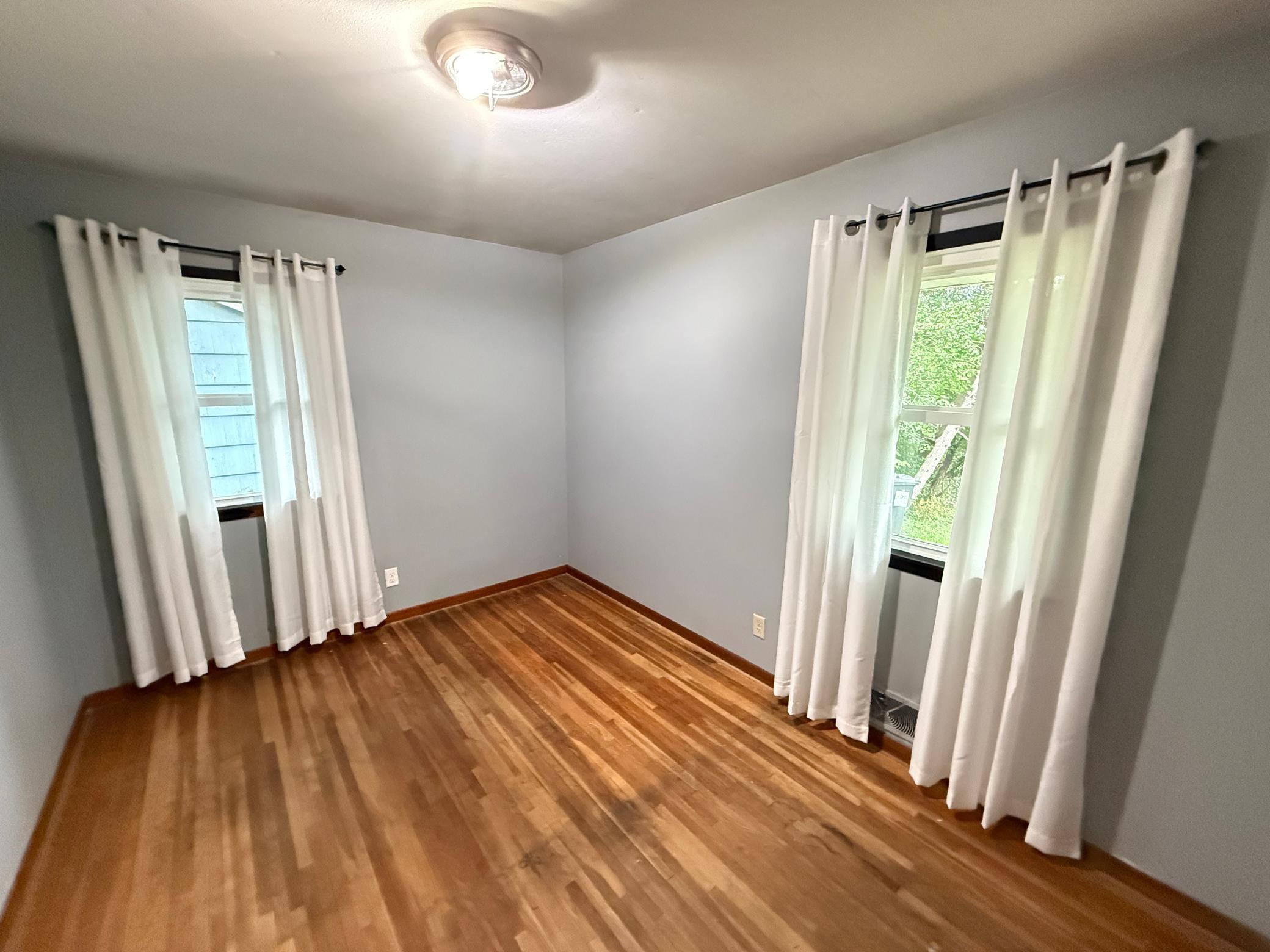 View of Residential at 814 Meyer Street, Maplewood MN 55119, Maplewood (12 of 25) - Mike Wilen | Minnesota Team Real Estate