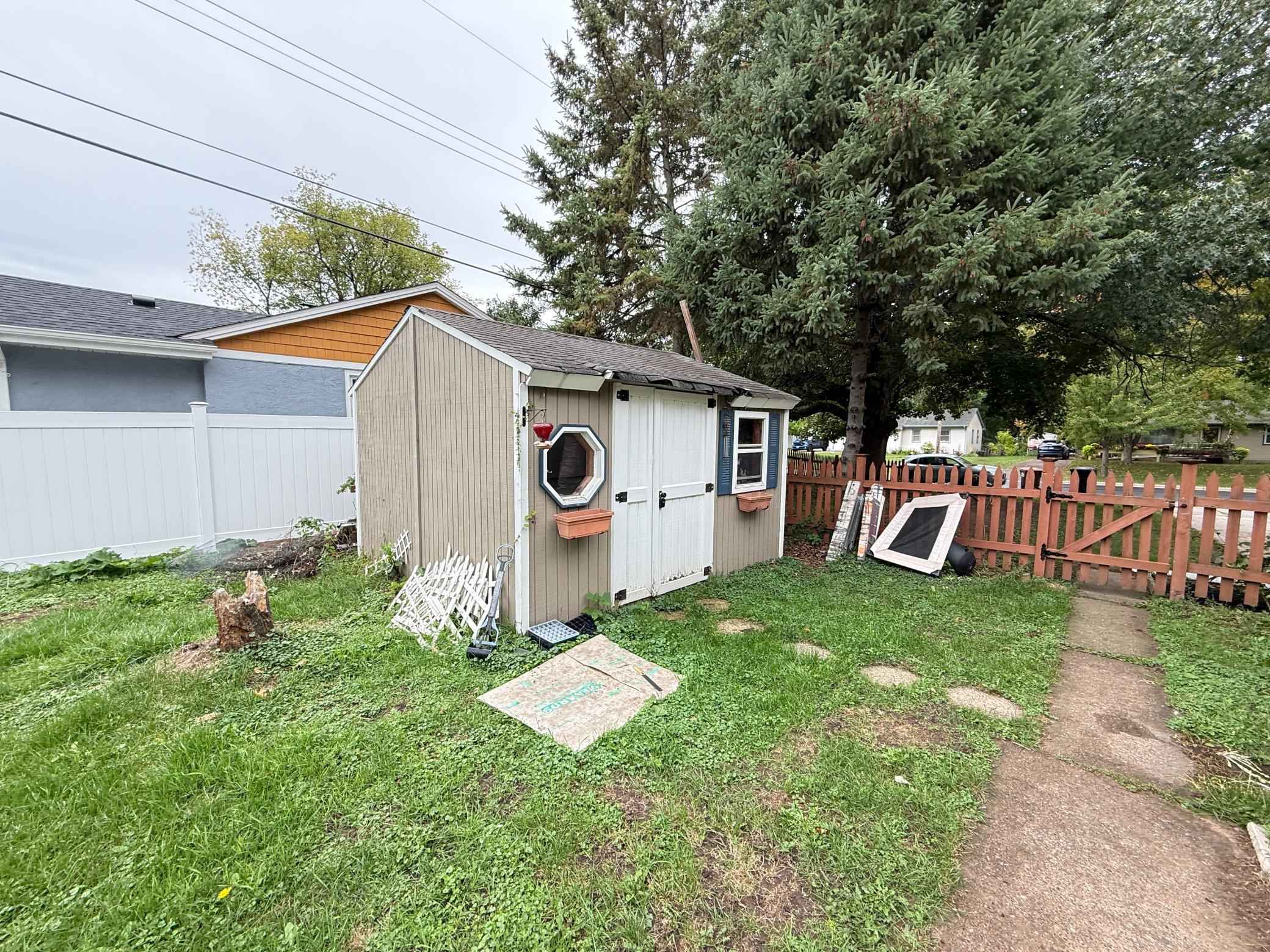 View of Residential at 814 Meyer Street, Maplewood MN 55119, Maplewood (21 of 25) - Mike Wilen | Minnesota Team Real Estate