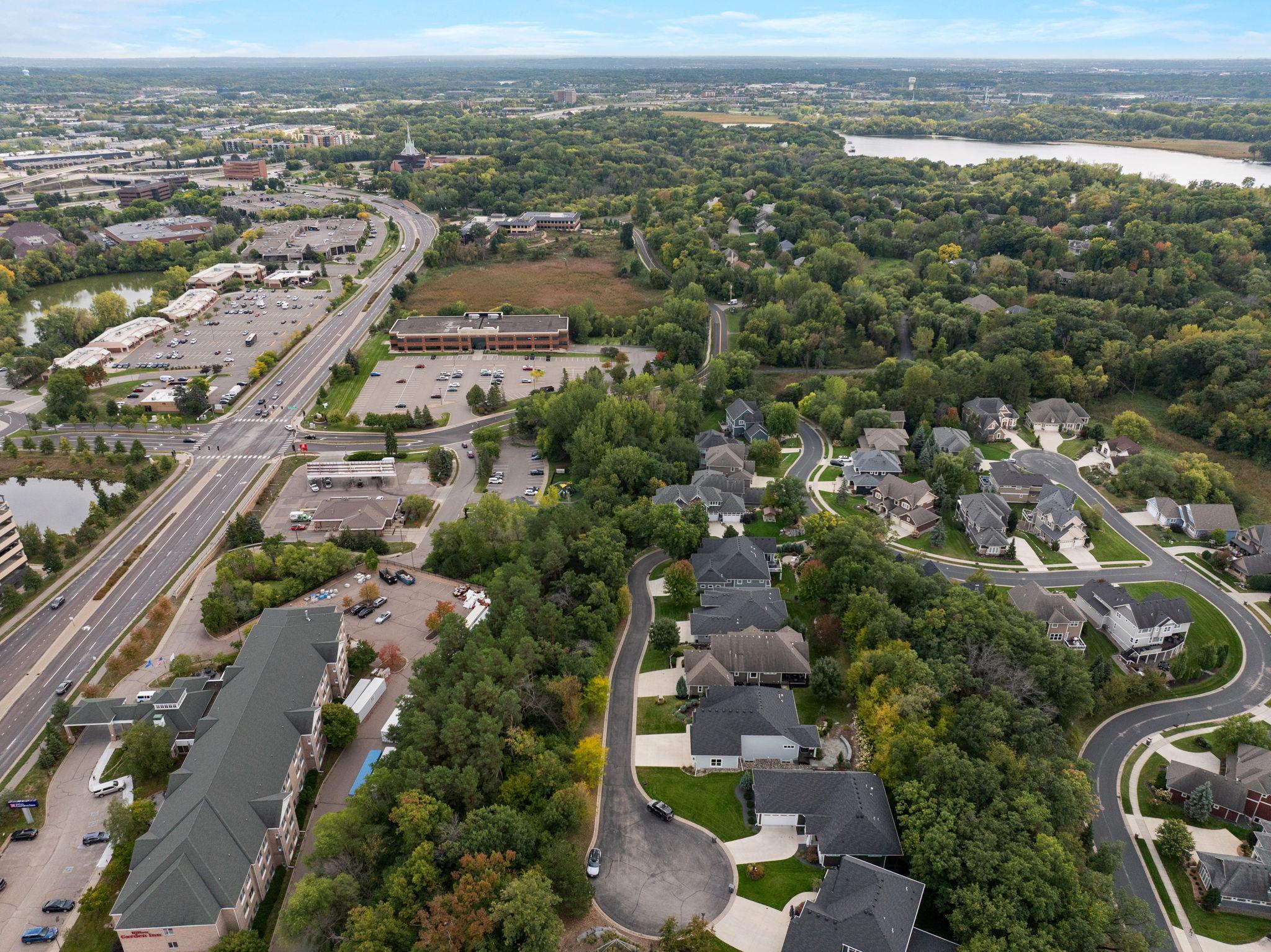 View of Residential at 6292 Montee Drive, Eden Prairie MN 55344, Eden Prairie (43 of 47) - Mike Wilen | Minnesota Team Real Estate