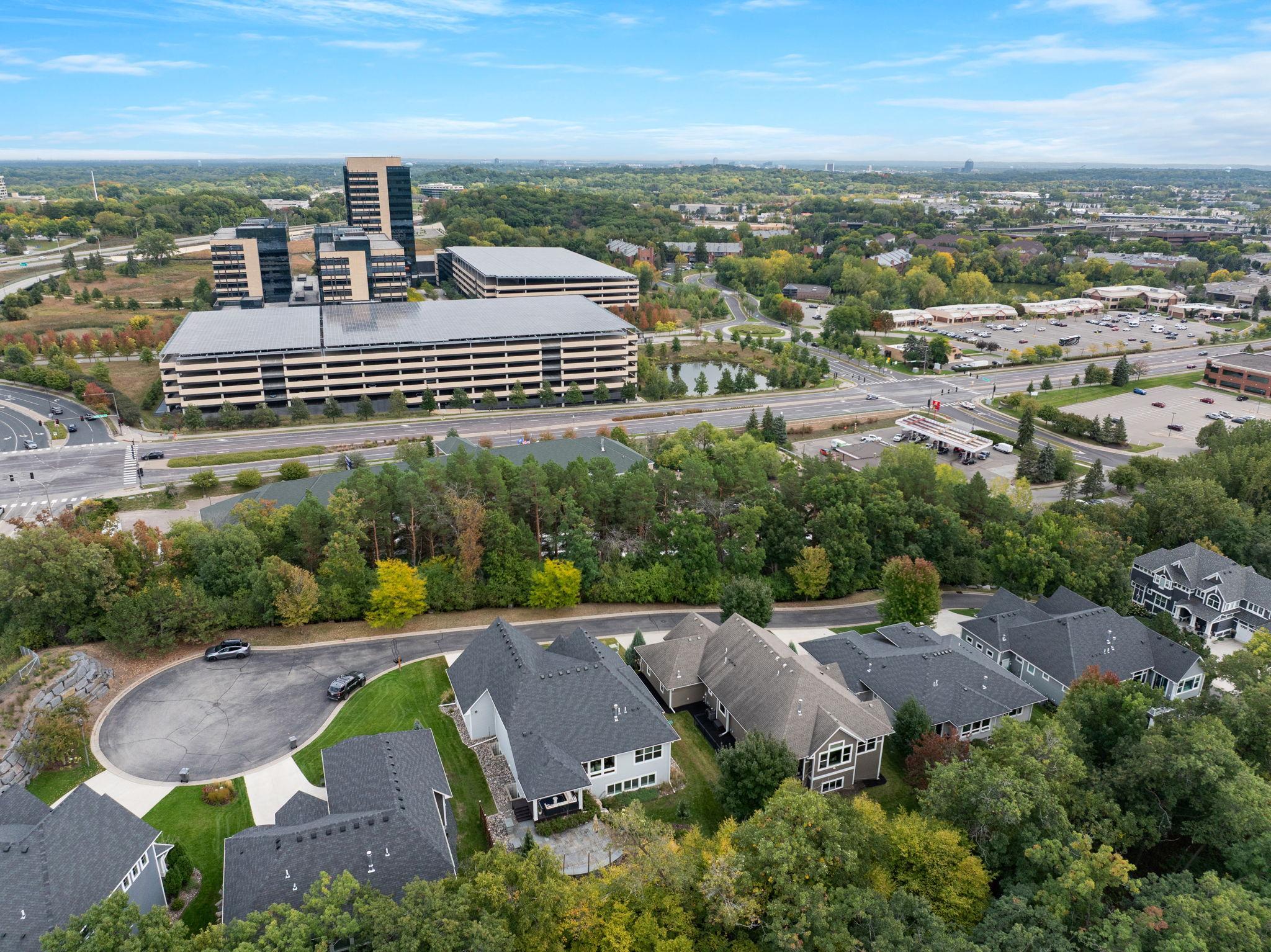 View of Residential at 6292 Montee Drive, Eden Prairie MN 55344, Eden Prairie (41 of 47) - Mike Wilen | Minnesota Team Real Estate