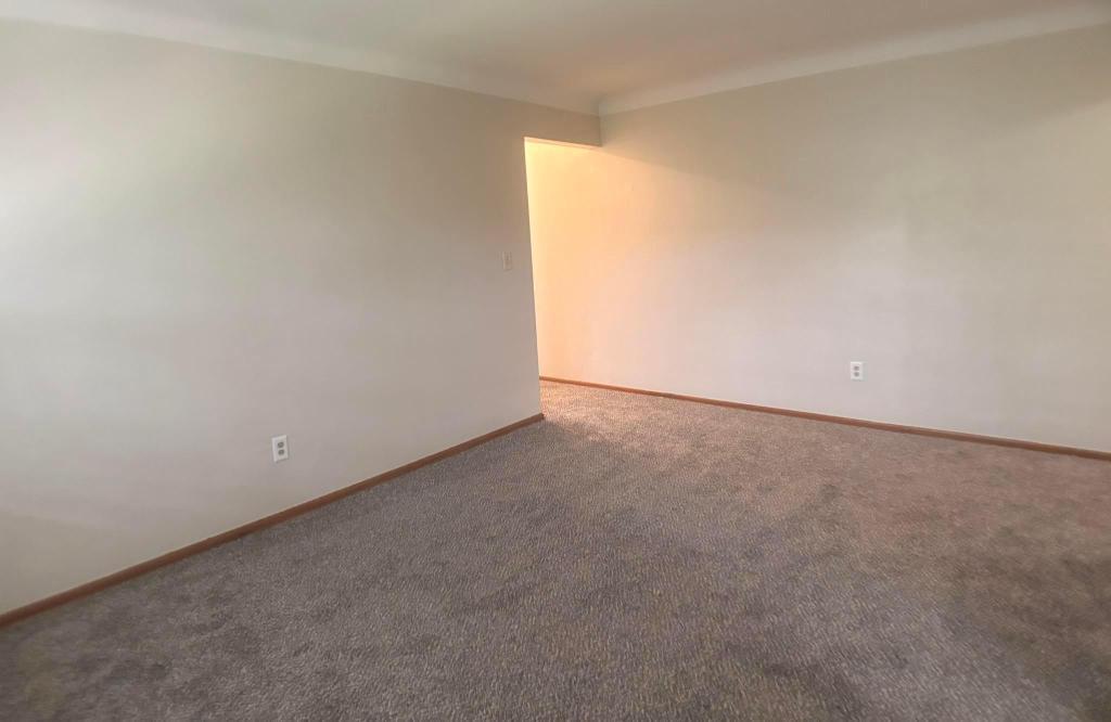 View of Commercial Sale at 330 Magnolia Avenue, Saint Paul MN 55130, Saint Paul (14 of 23) - Mike Wilen | Minnesota Team Real Estate