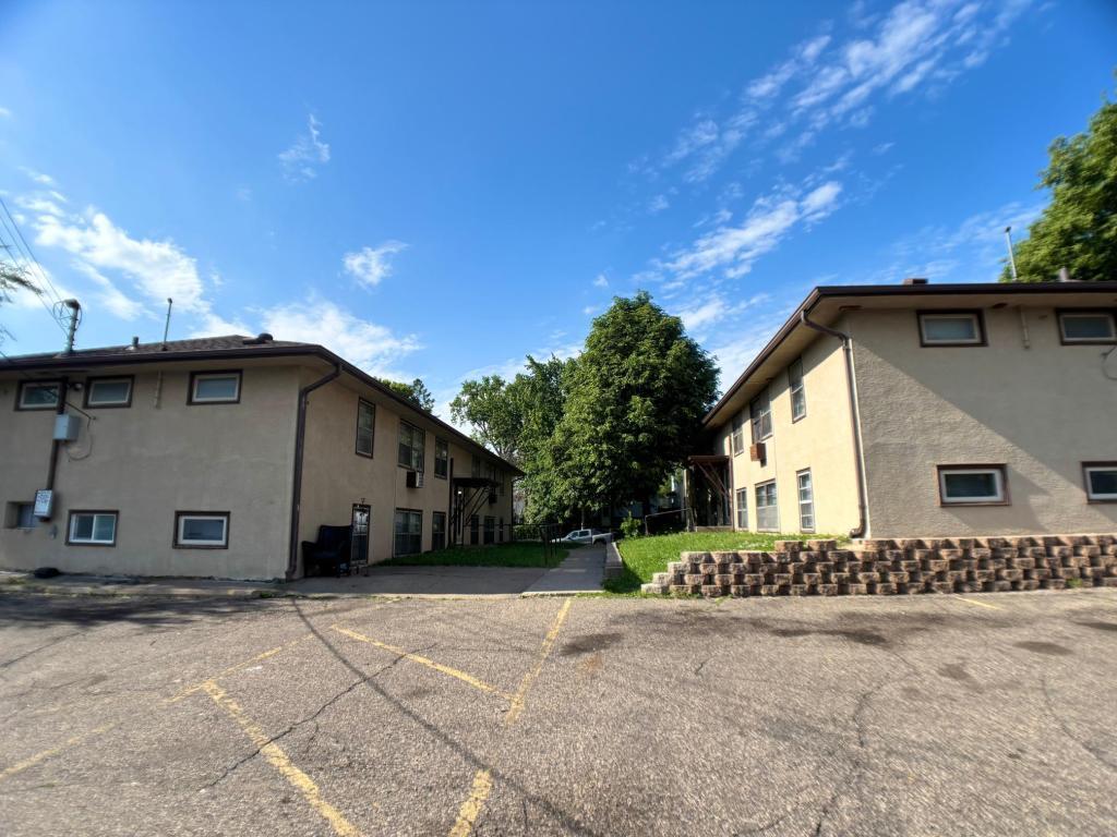 View of Commercial Sale at 330 Magnolia Avenue, Saint Paul MN 55130, Saint Paul (7 of 23) - Mike Wilen | Minnesota Team Real Estate