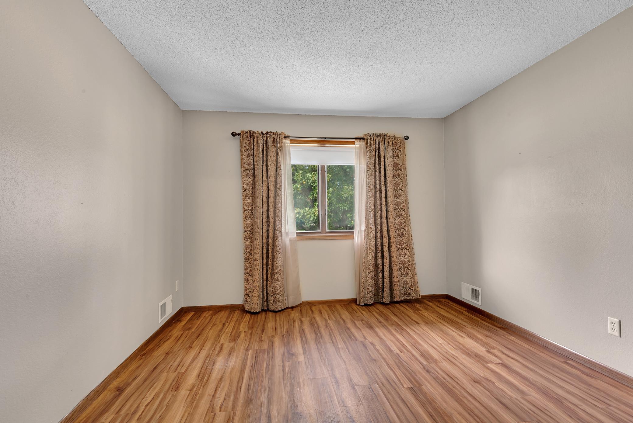 View of Residential at 1582 14th Street, Saint Cloud MN 56304, Saint Cloud (16 of 23) - Mike Wilen | Minnesota Team Real Estate
