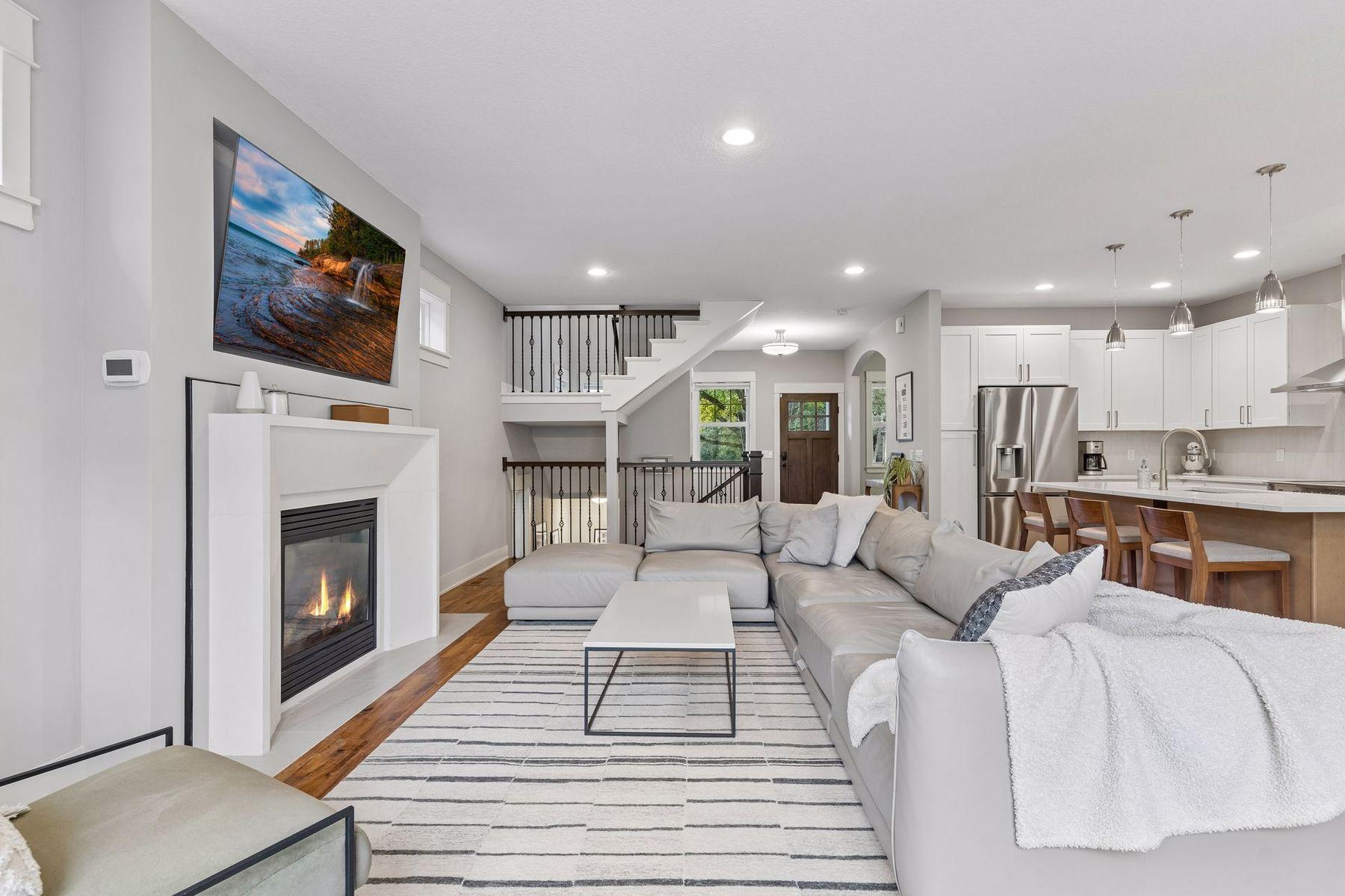 View of Residential at 4716 Fairhills Road, Minnetonka MN 55345, Minnetonka (4 of 79) - Mike Wilen | Minnesota Team Real Estate