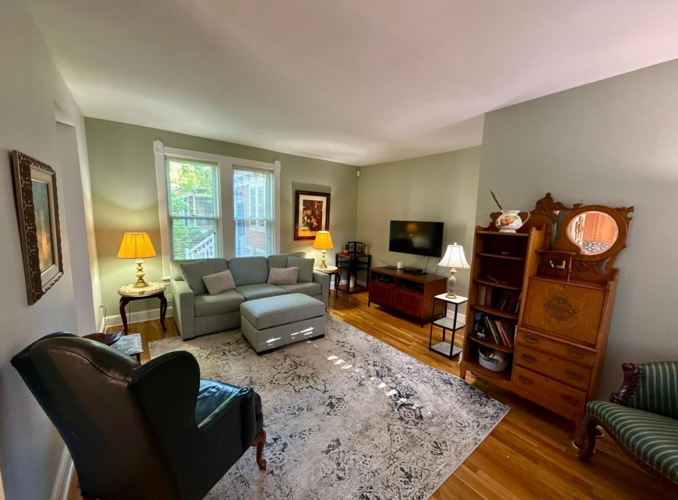 View of Residential at 612 5th Street, Minneapolis MN 55414, Minneapolis (7 of 16) - Mike Wilen | Minnesota Team Real Estate