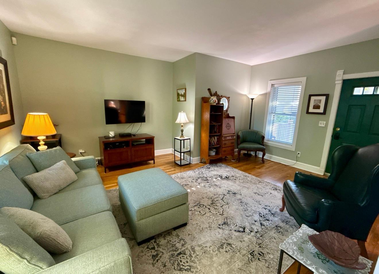 View of Residential at 612 5th Street, Minneapolis MN 55414, Minneapolis (6 of 16) - Mike Wilen | Minnesota Team Real Estate